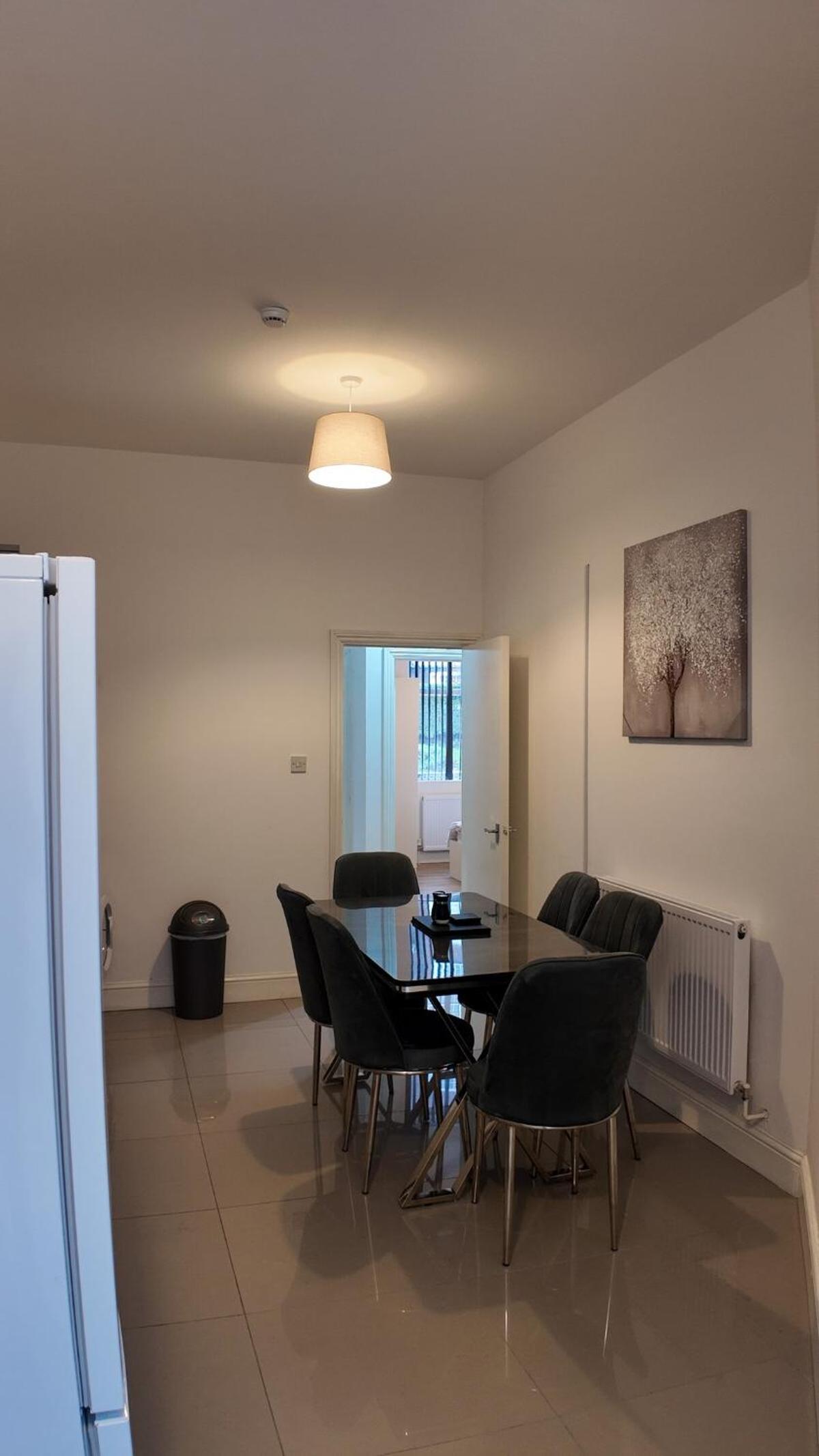Luxury Sleep 8 in Camden London WR203