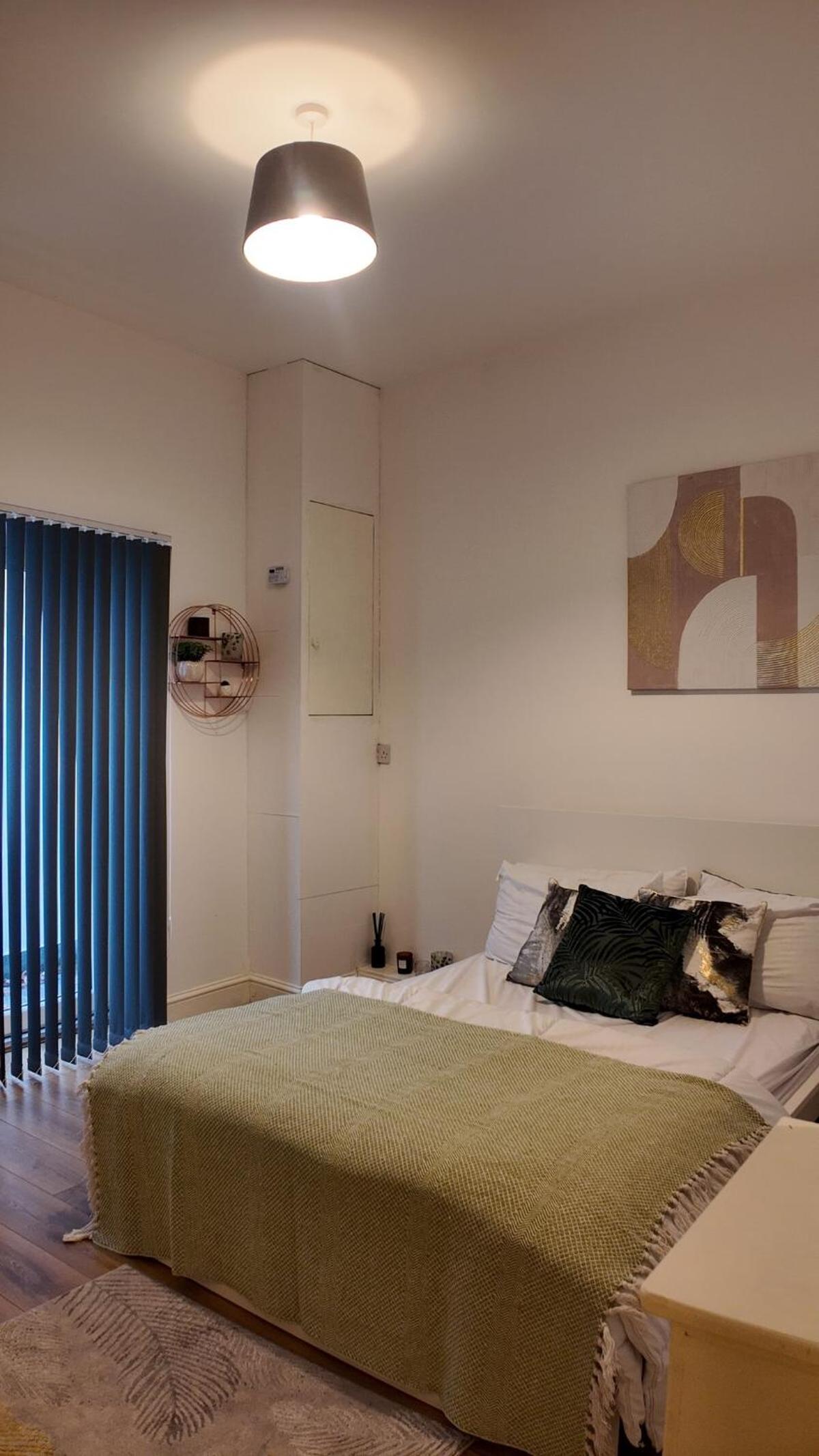 Luxury Sleep 8 in Camden London WR203