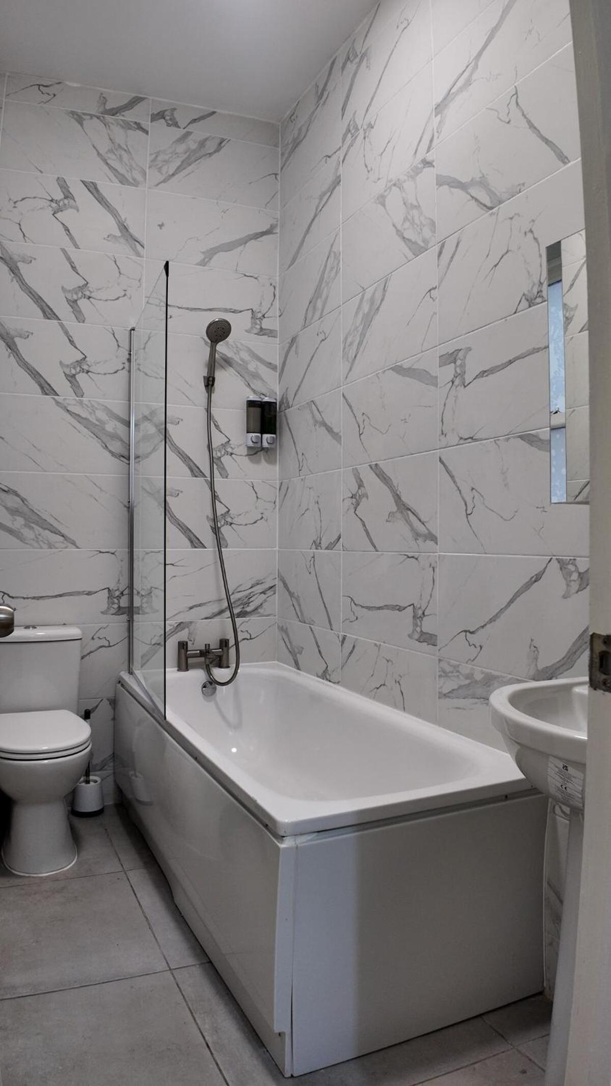 Luxury Sleep 8 in Camden London WR203