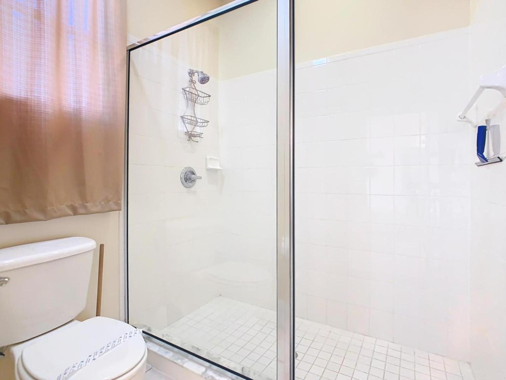 Elegant 5BR Home w/ Private Pool+Spa Near Disney