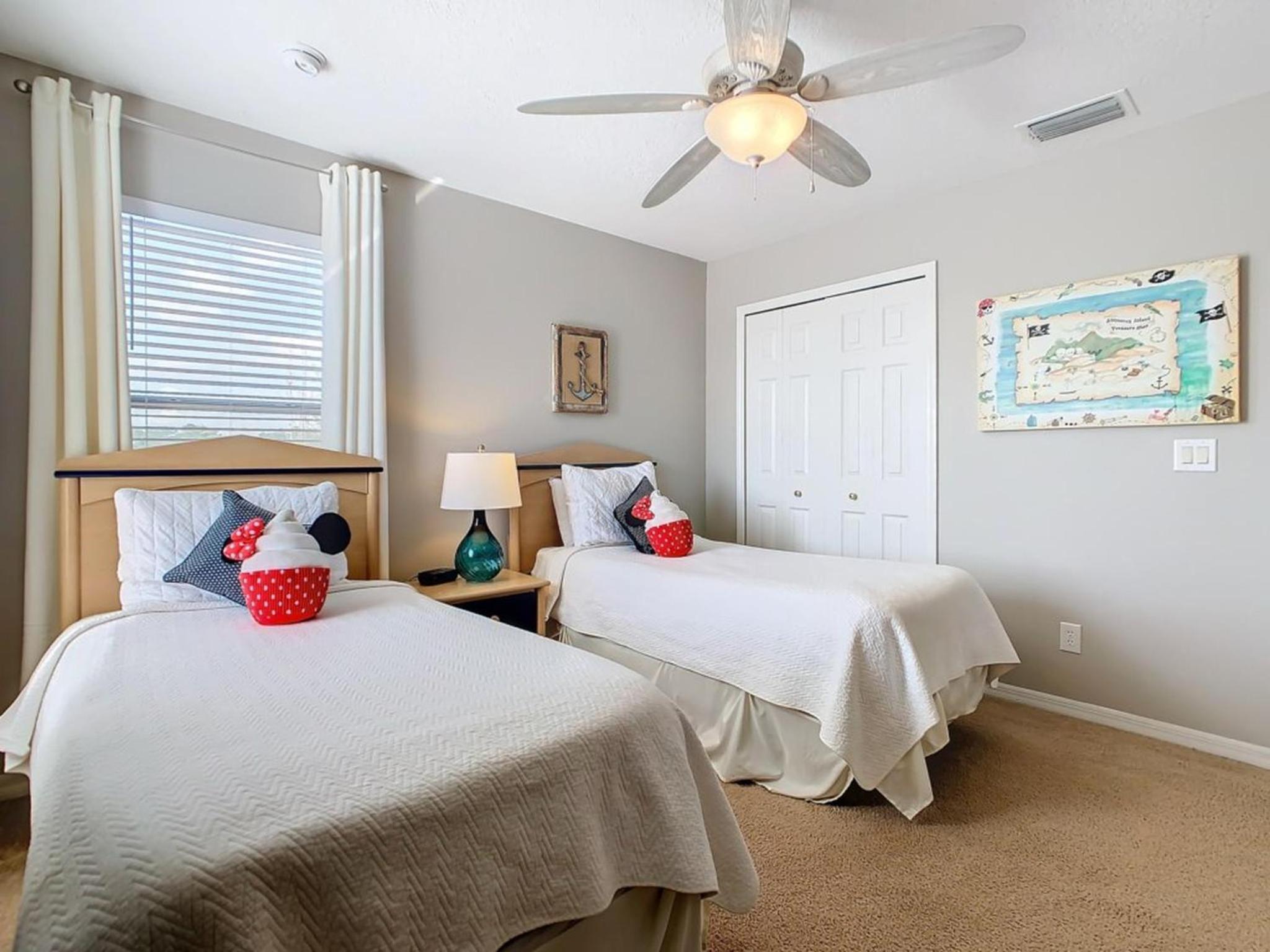 Elegant 5BR Home w/ Private Pool+Spa Near Disney