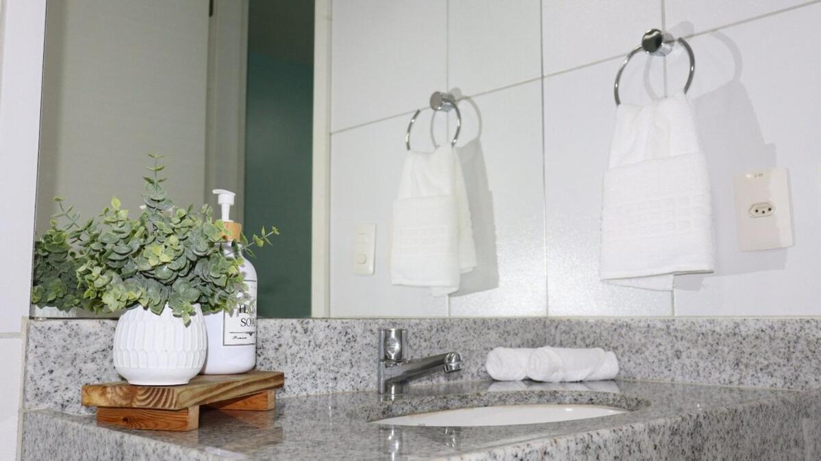 Hospede-se Perto do Beach Park - Conforto e Lazer Garantidos! Solarium Residence