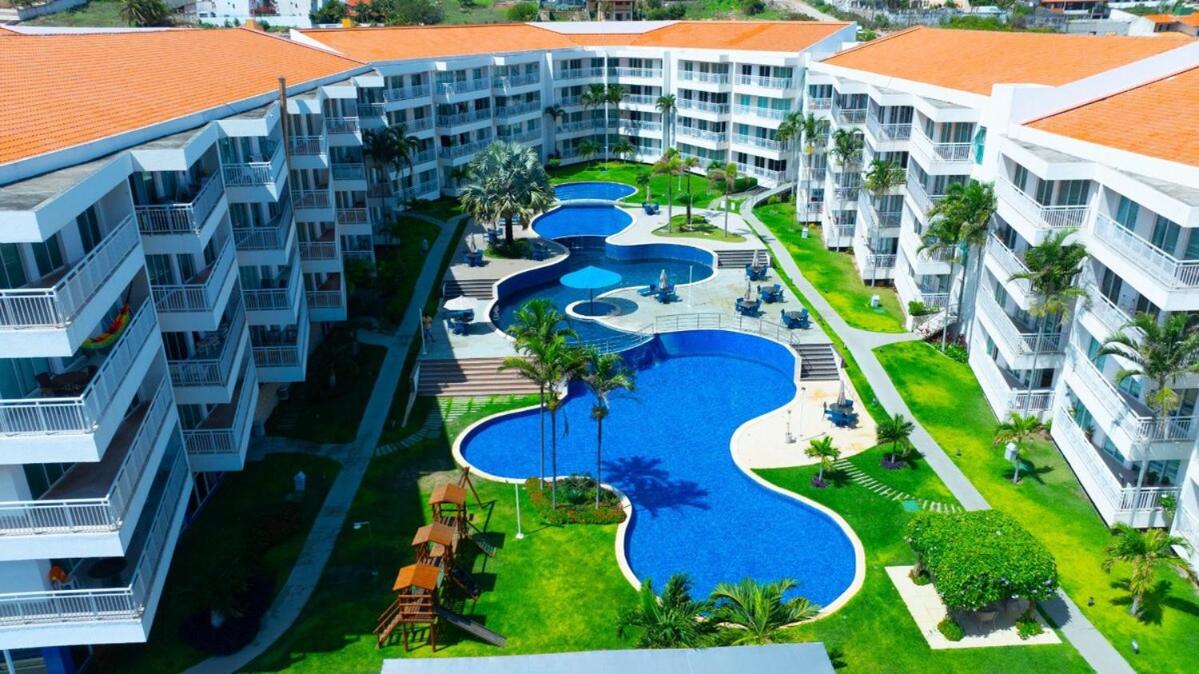 Hospede-se Perto do Beach Park - Conforto e Lazer Garantidos! Solarium Residence