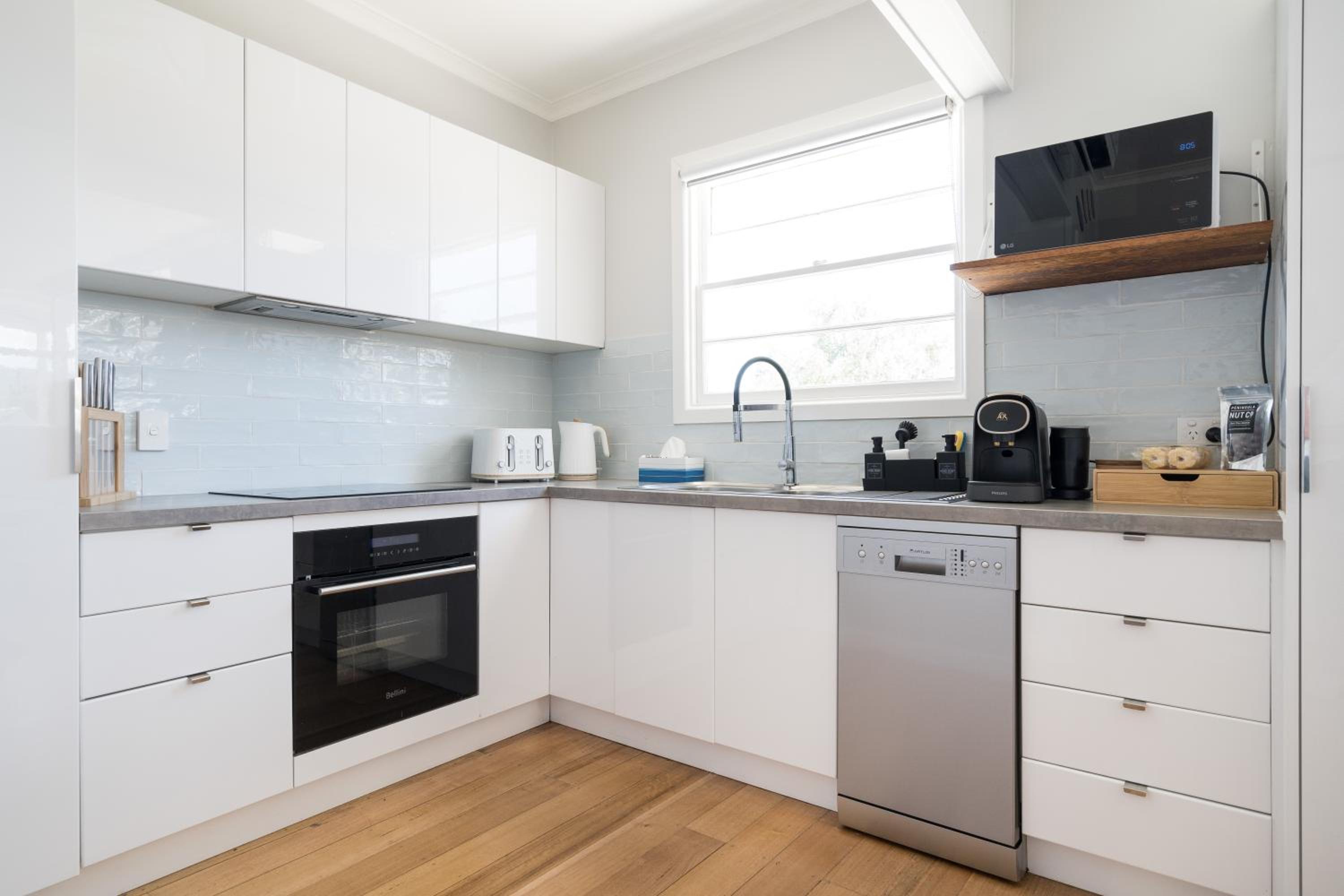 Cosy Holiday Home 3BR near the beach with free parking