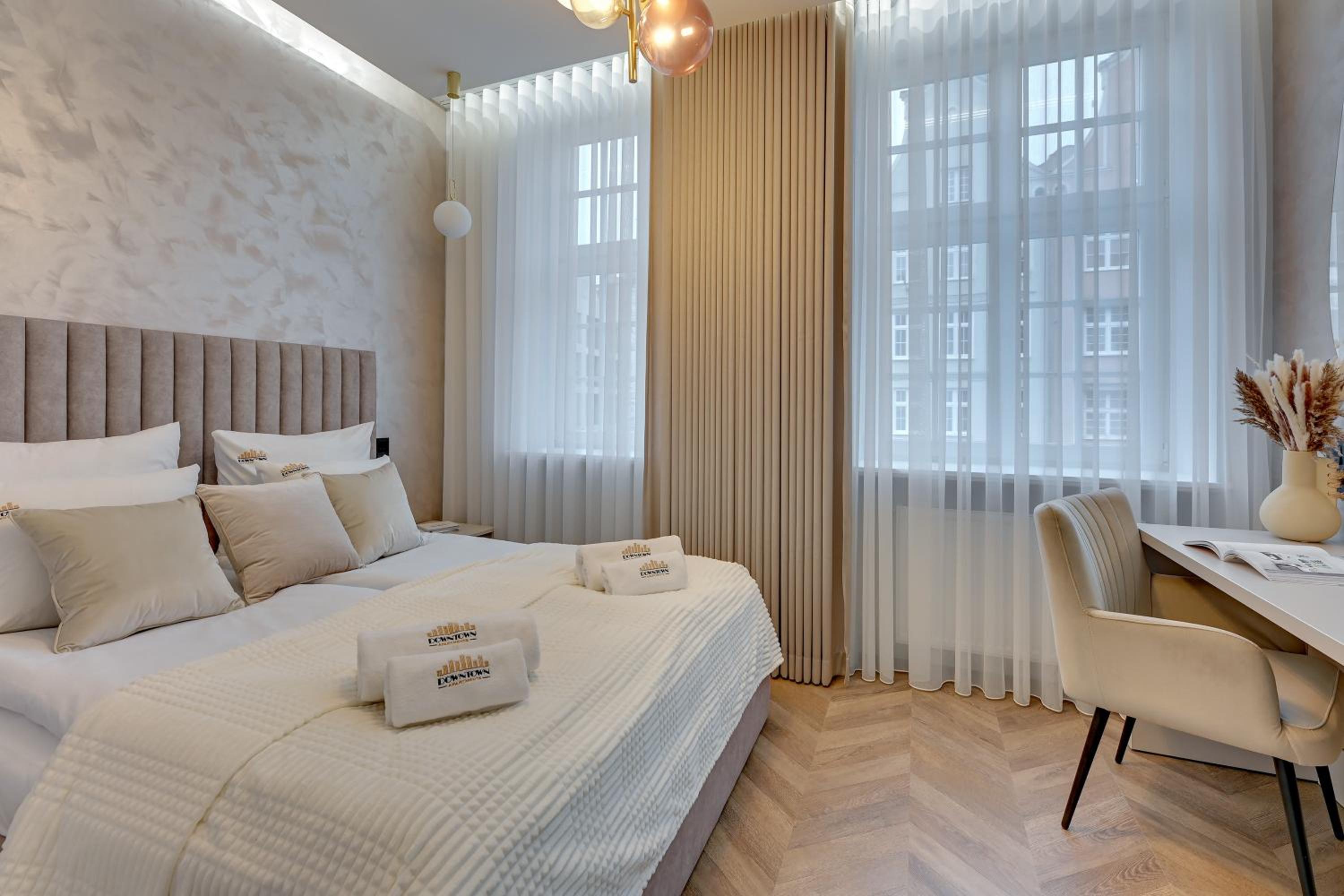 Old Town Szeroka Suites by Downtown Apartments