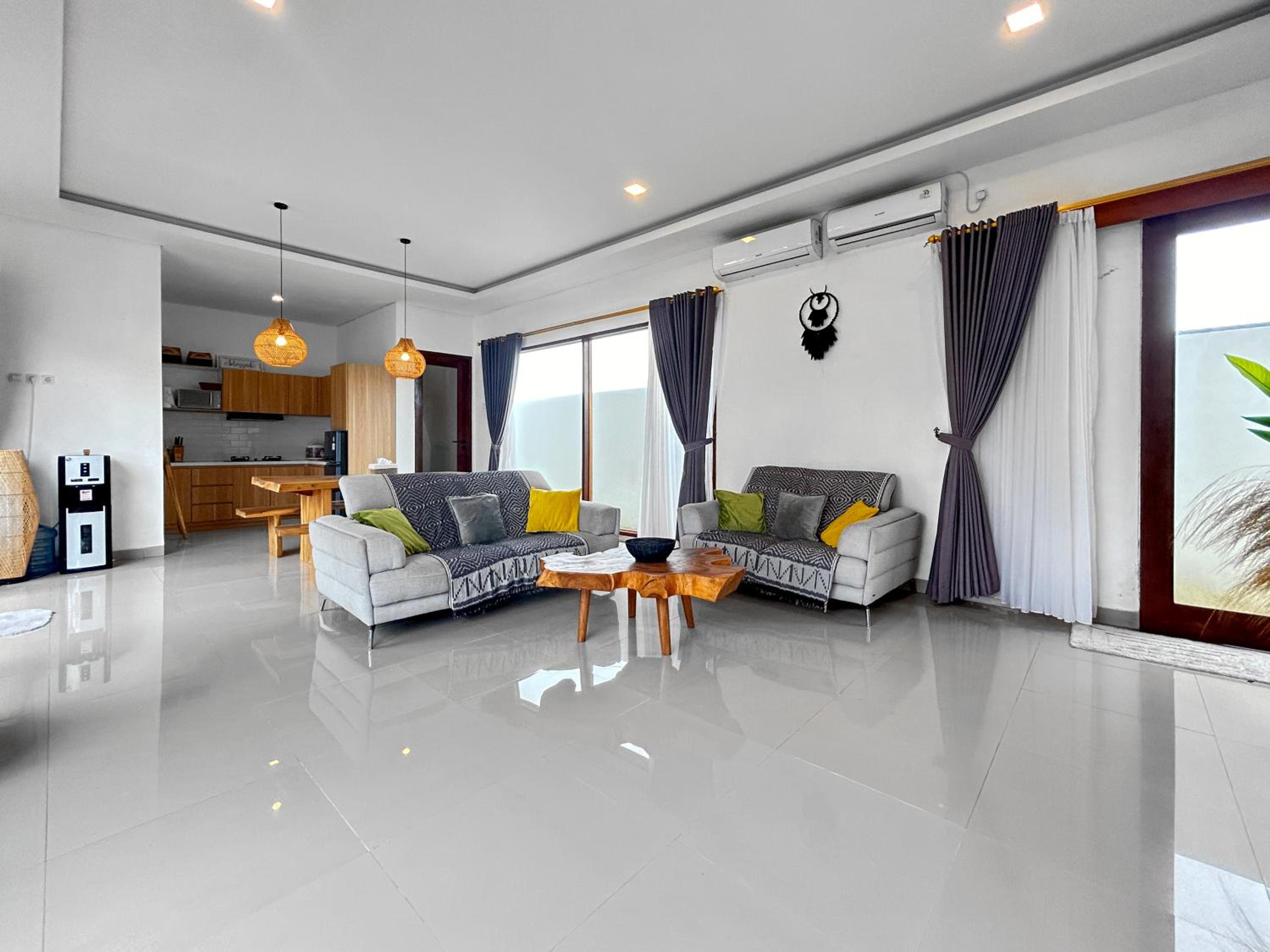 Jena Villa