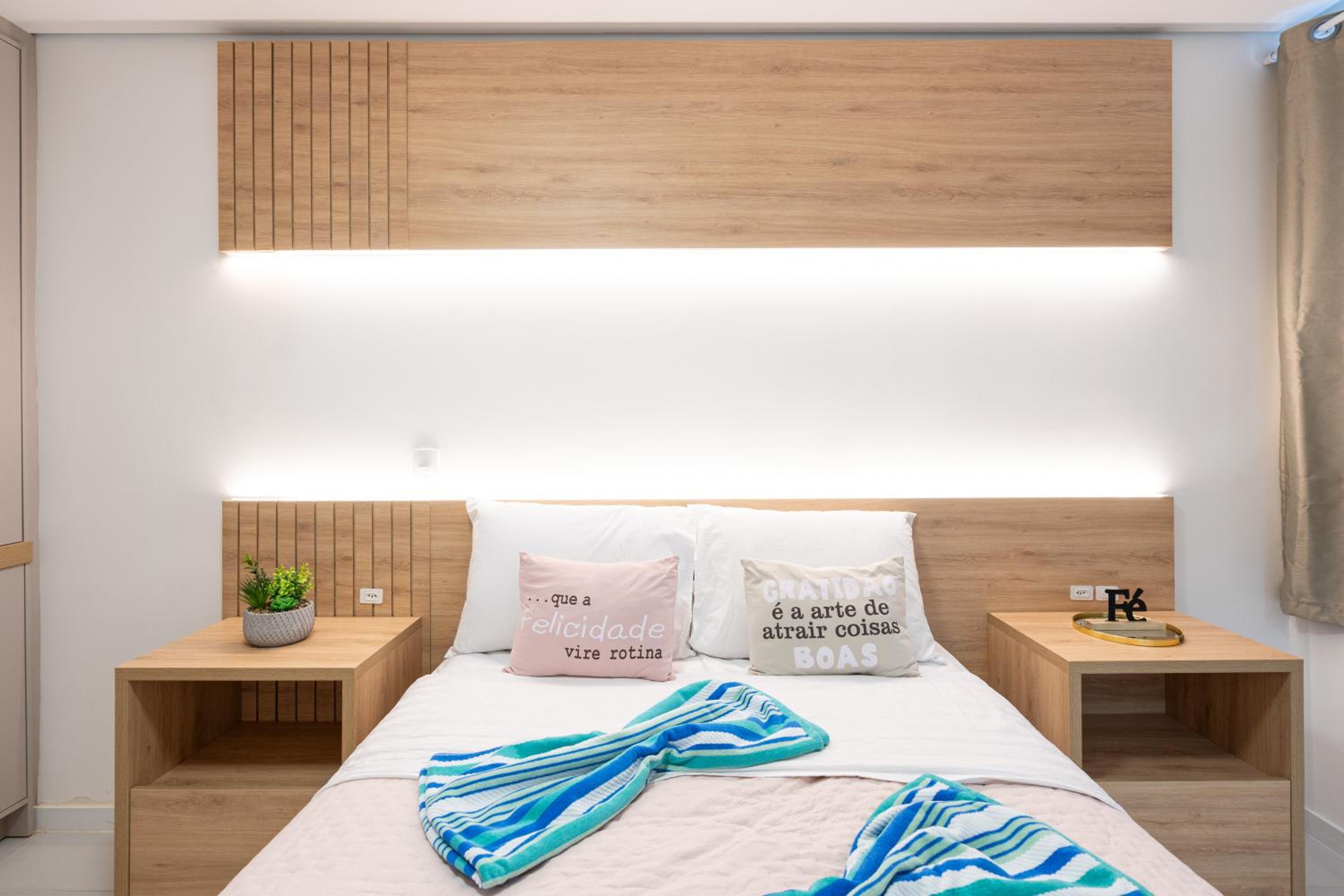 Aptos com 2 Quartos Piscina Churrasqueira Wi-Fi Ar Condicionado Vaga de Garagem a 500m Praia Ideal para Famílias ou Amigos Reserve Agora