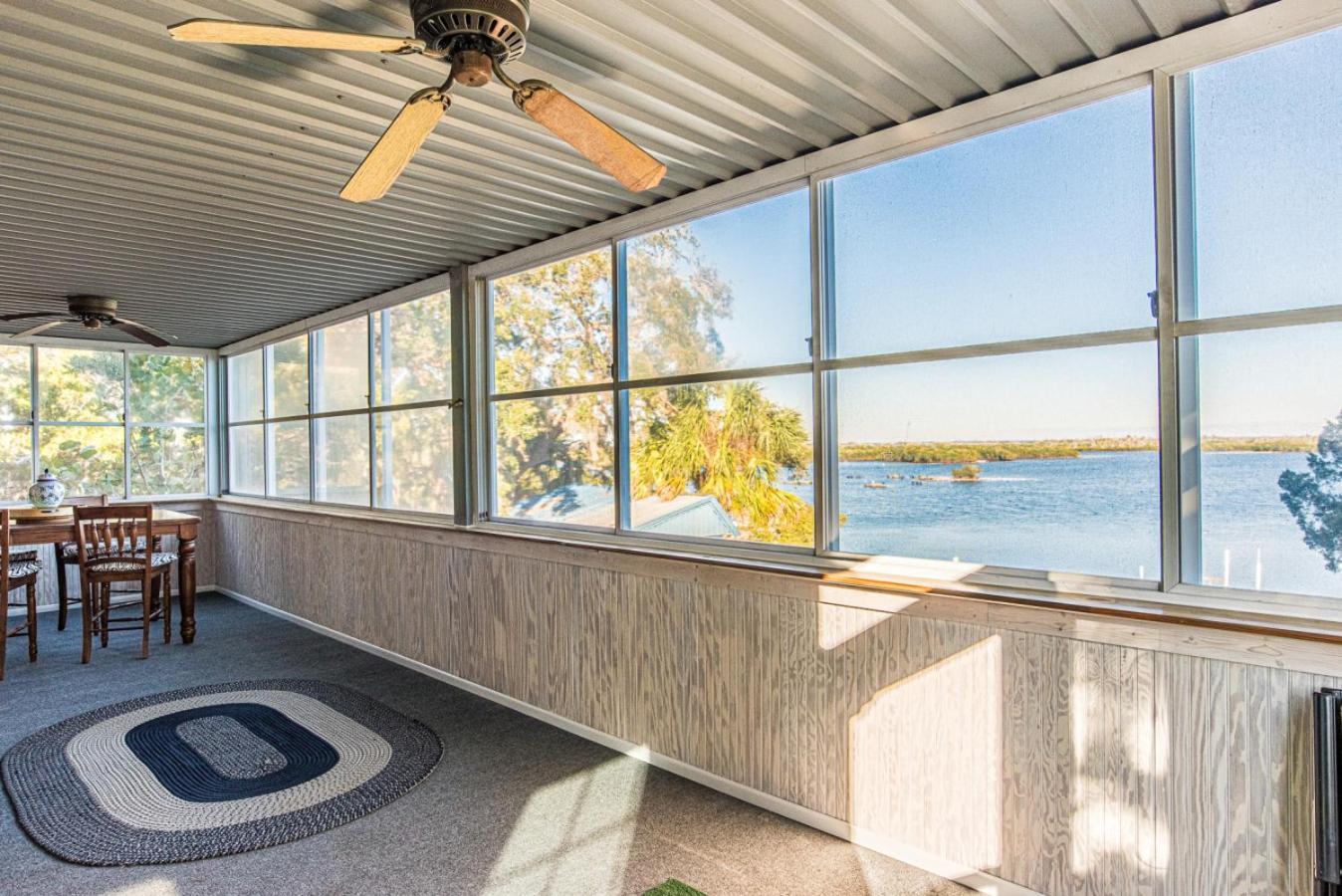 Ozello Coastal Lodge Your Tranquil Waterfront Retreat Sleeps 6 Private Dock Dog Ok