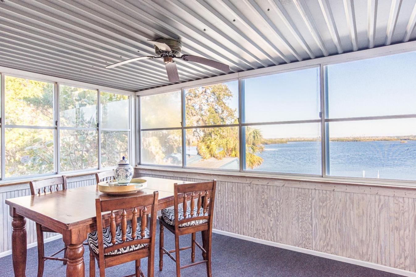 Ozello Coastal Lodge Your Tranquil Waterfront Retreat Sleeps 6 Private Dock Dog Ok