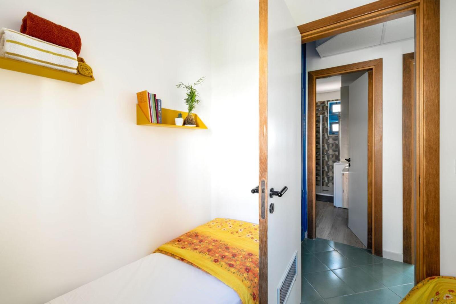 Manzoni17 - Modern Apartment Near the Sea in Castro - Marea Stays Collection