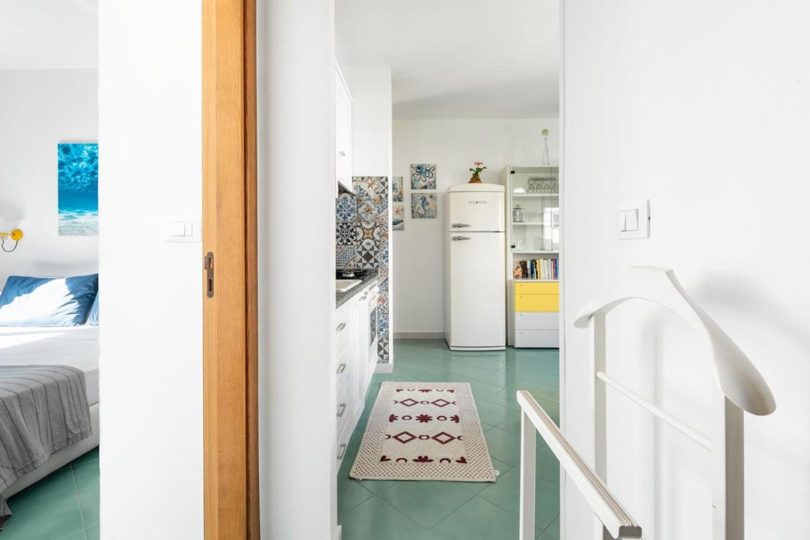 Manzoni17 - Modern Apartment Near the Sea in Castro - Marea Stays Collection