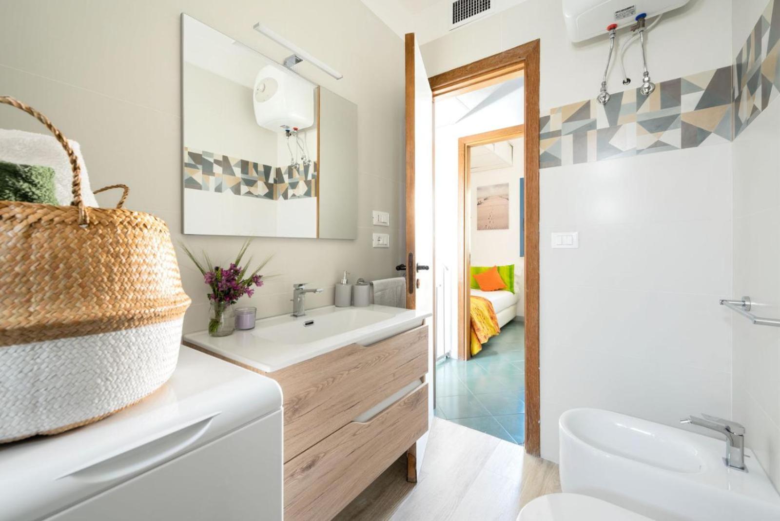 Manzoni17 - Modern Apartment Near the Sea in Castro - Marea Stays Collection