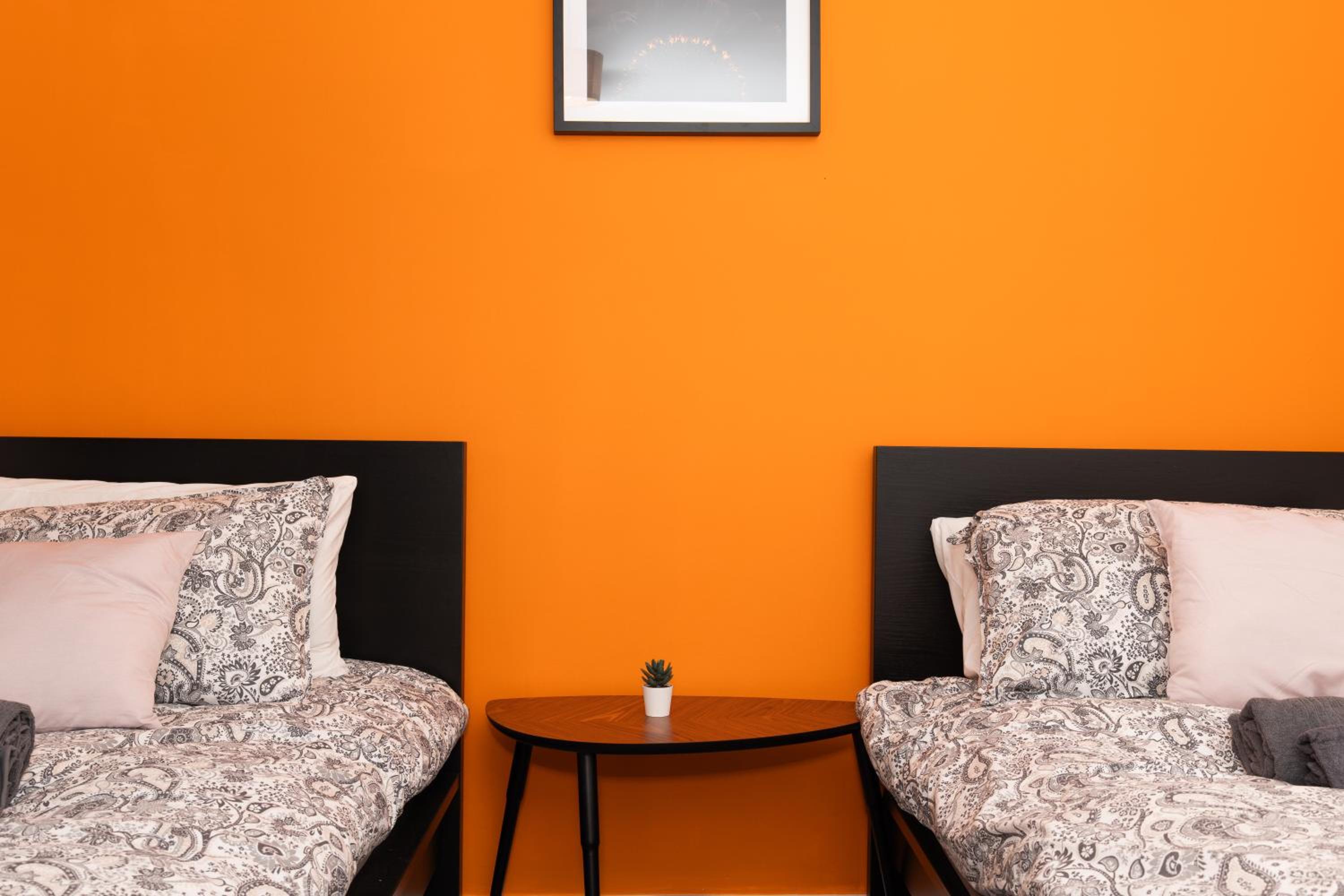 4 Bedrooms-2Bath-Free Parking
