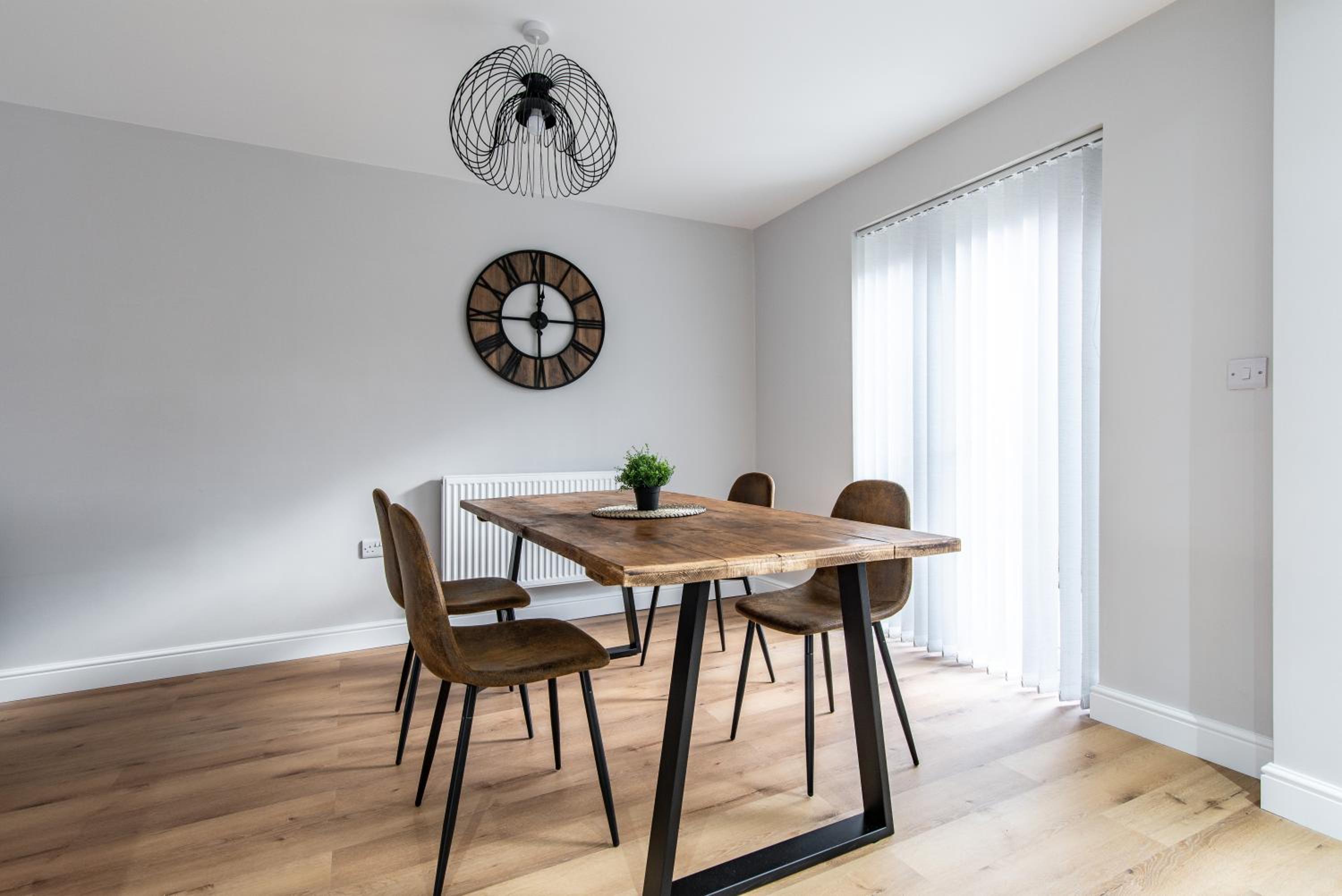 3-Bed House - Ideal for Contractors and Families