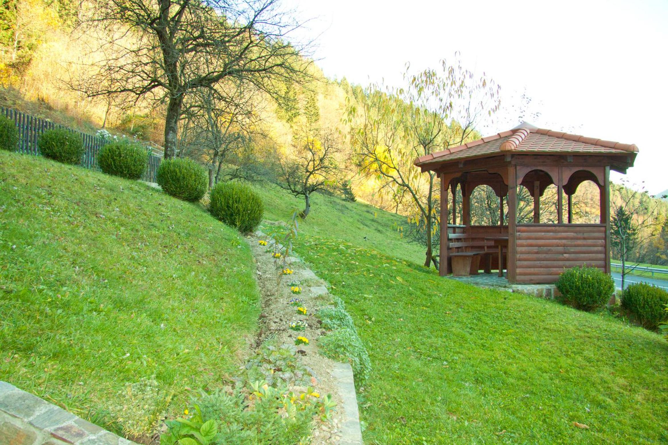 Farm stay Bukovje view 3