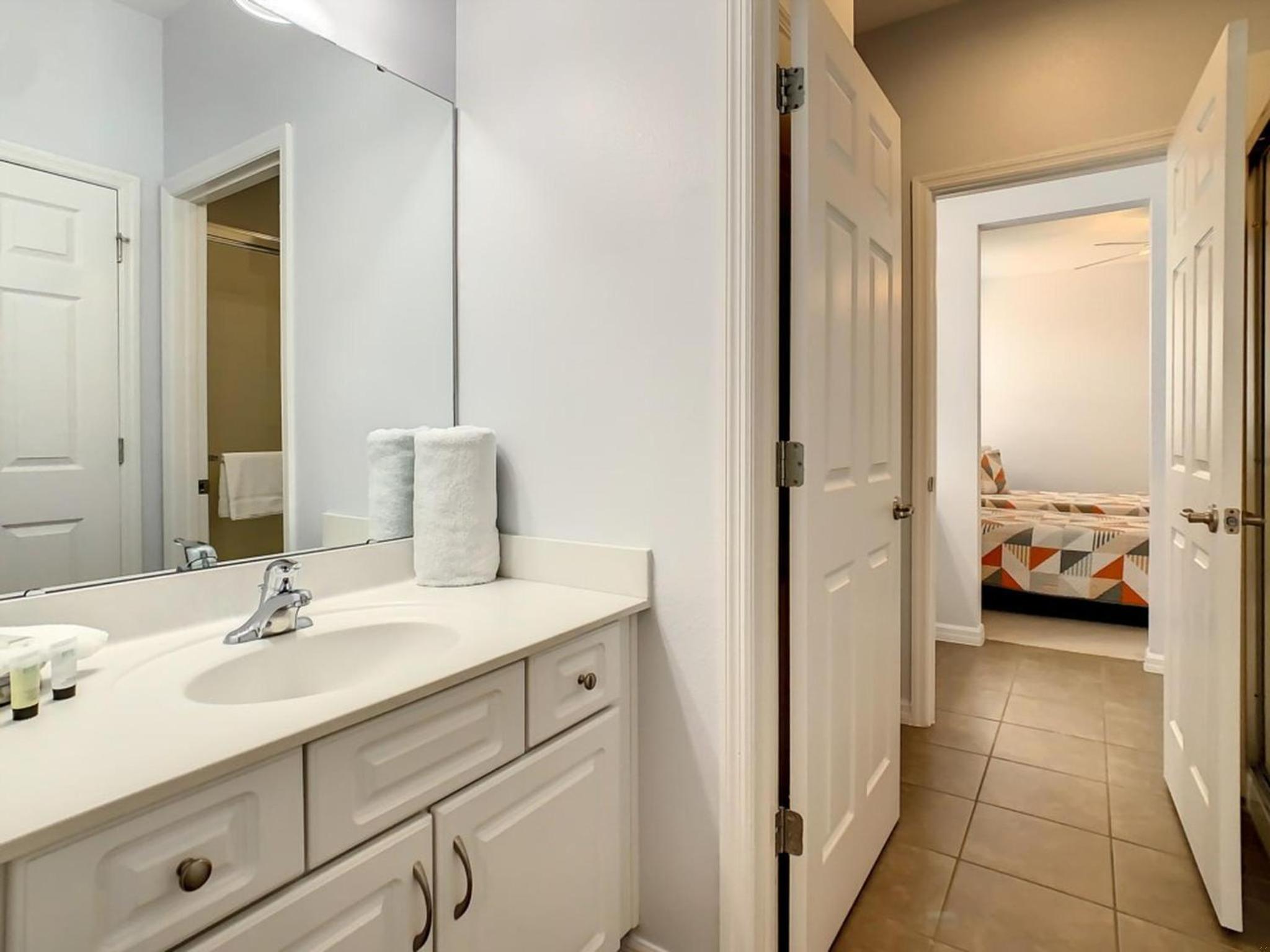 Family Oasis Near Disney - Pool & Resort Access