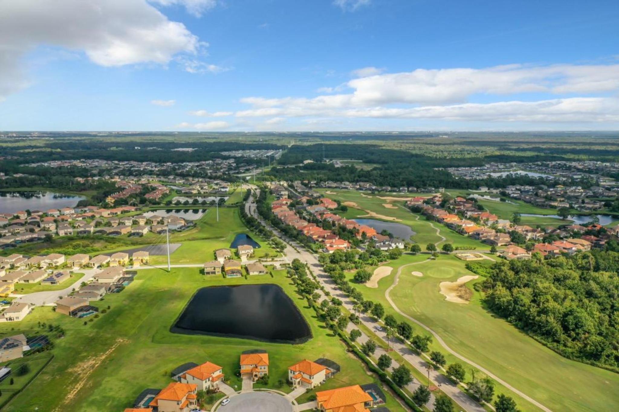 Family Oasis Near Disney - Pool & Resort Access