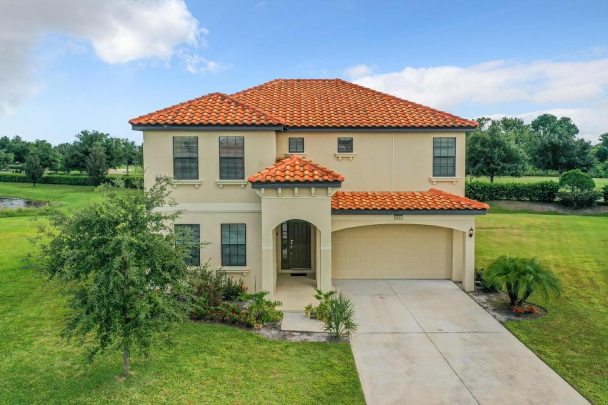 Family Oasis Near Disney - Pool & Resort Access