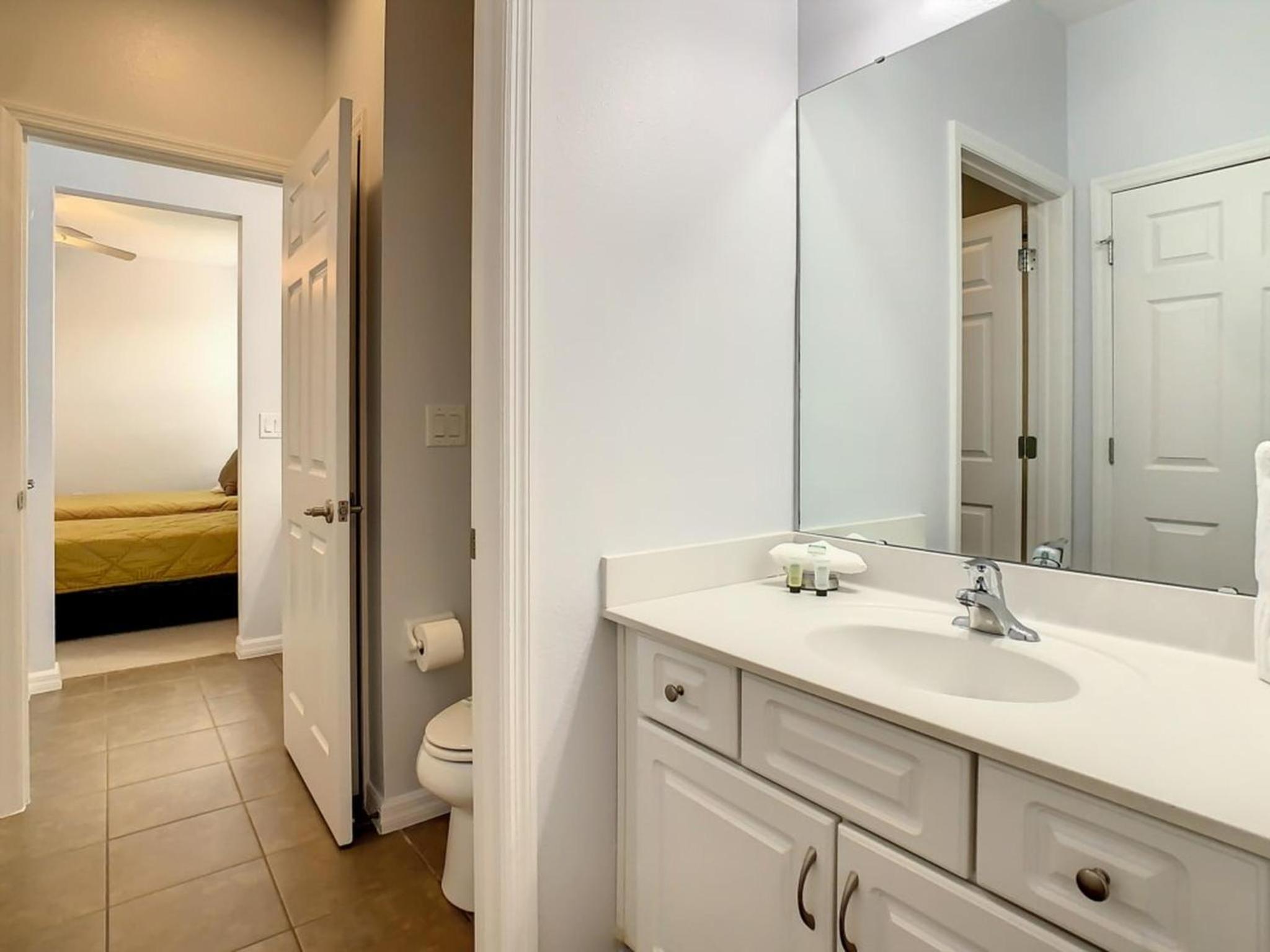 Family Oasis Near Disney - Pool & Resort Access