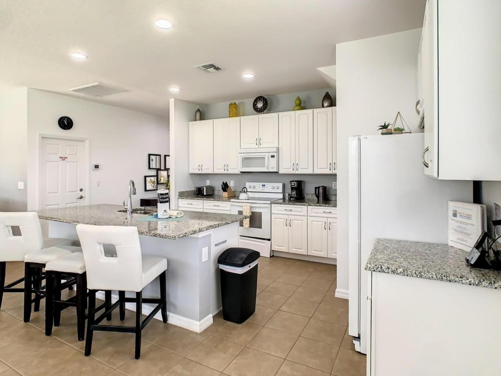 Family Oasis Near Disney - Pool & Resort Access