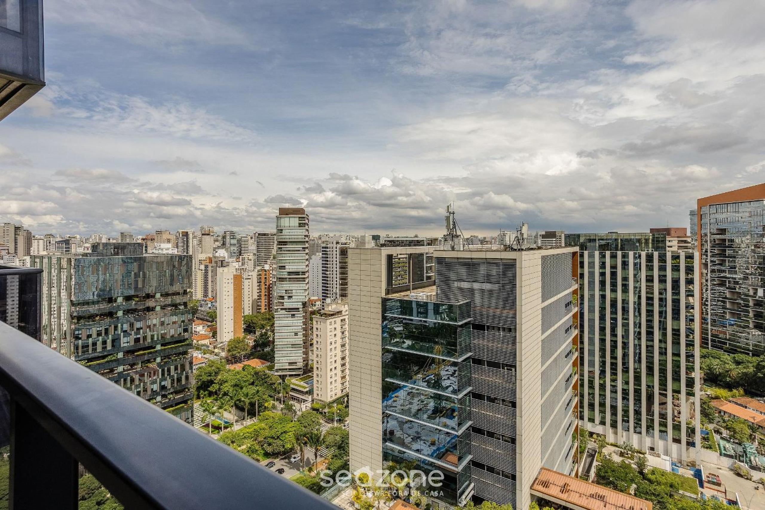 Modern Studio in Itaim Bibi-SP CIA2313