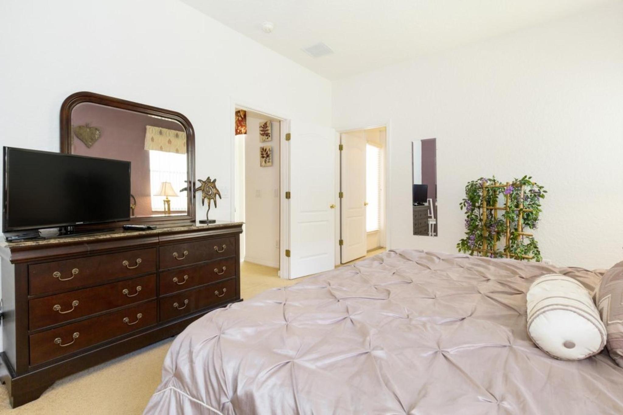Highlands Haven: Pool, Spa, & Comfort