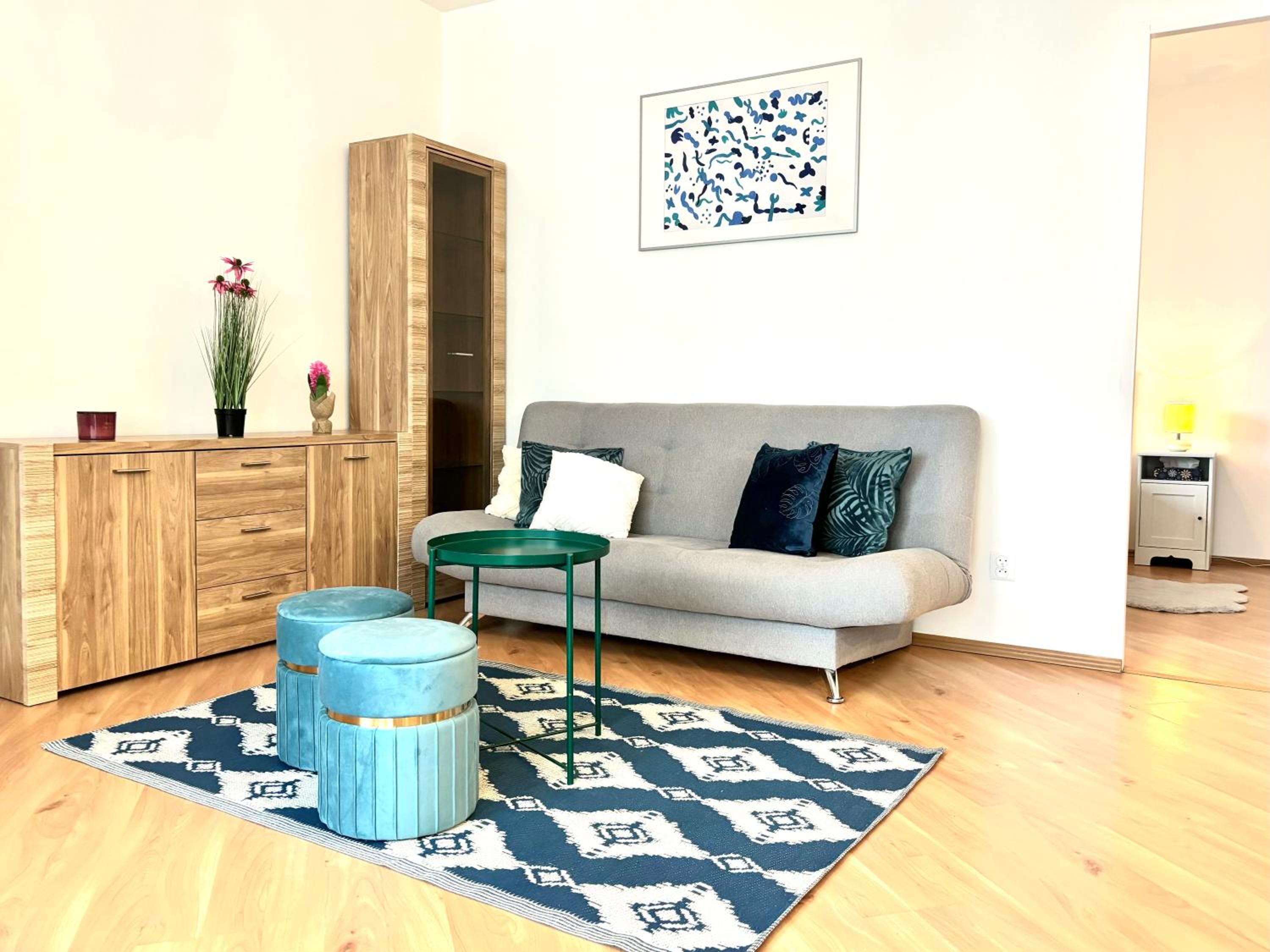 Real Life Apartament