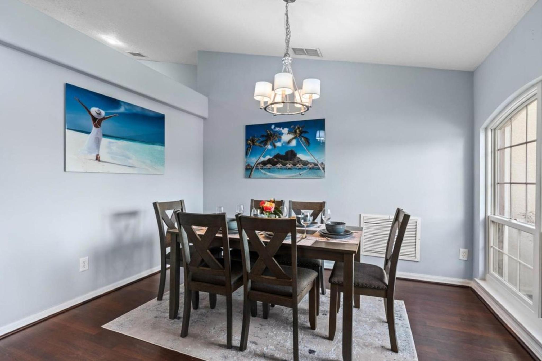 Legacy Park Villa: 5BR, Pool & Near Disney