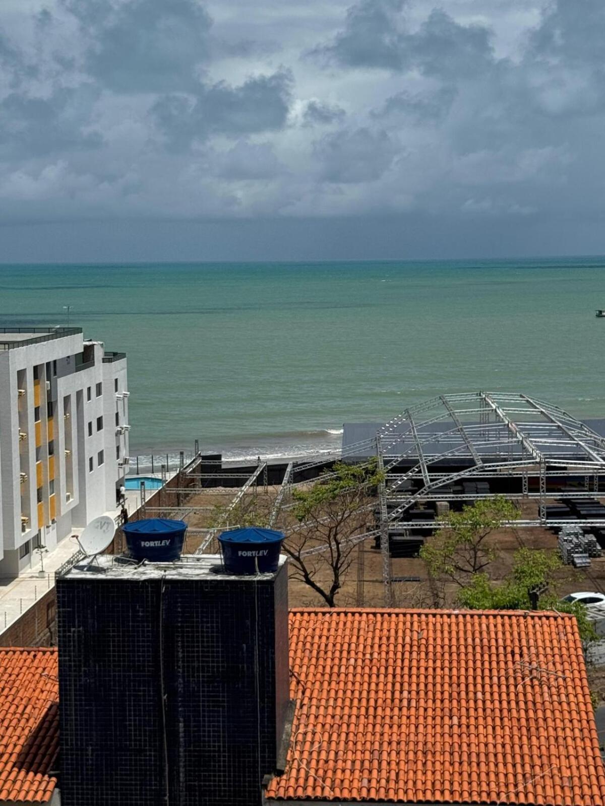 Flat a 2 min da praia em João Pessoa - Próx Caribessa