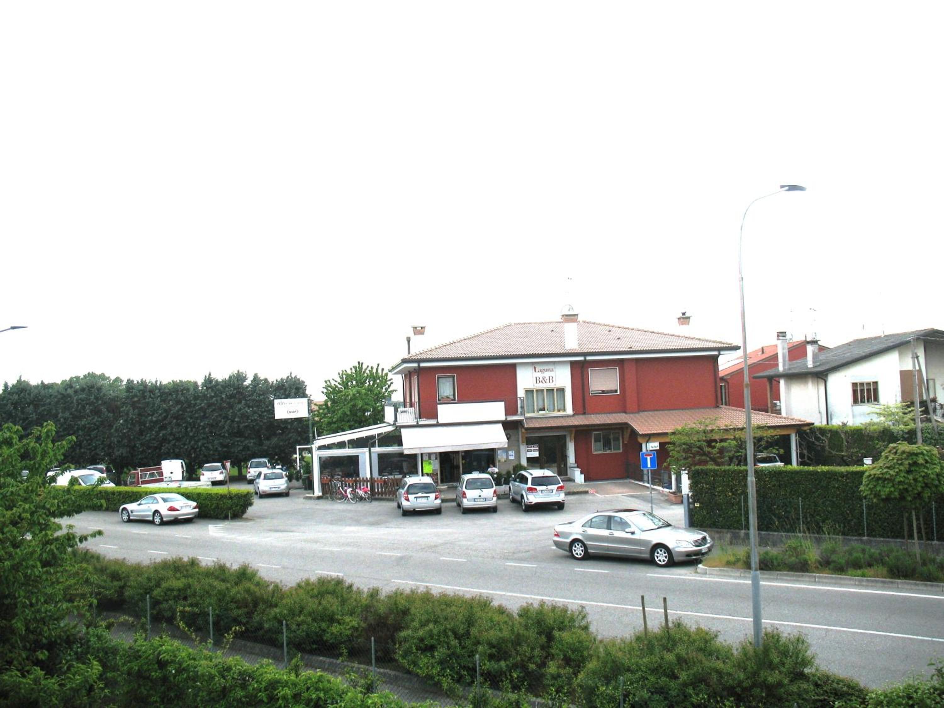 Photo 35