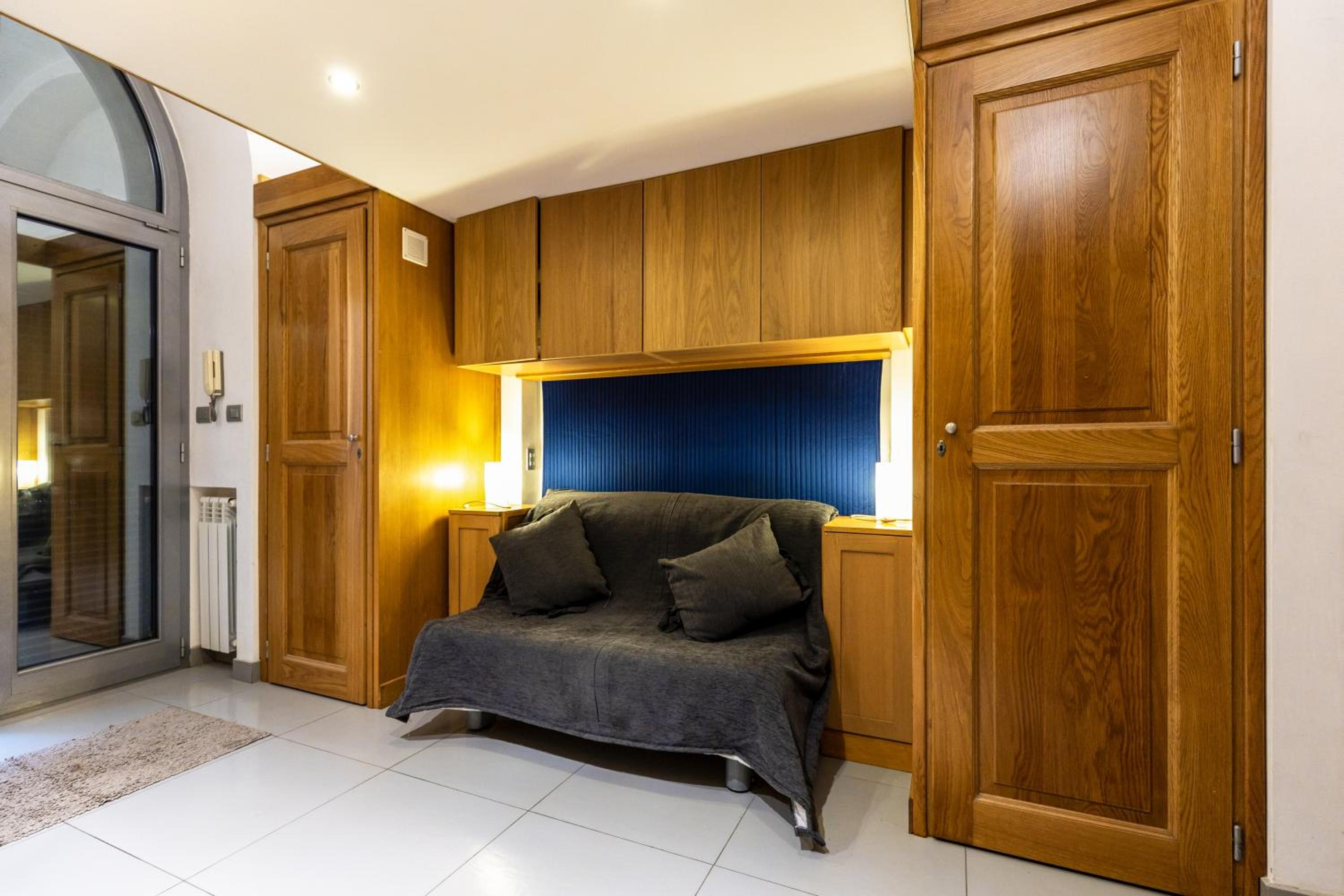 Monti House - City Center