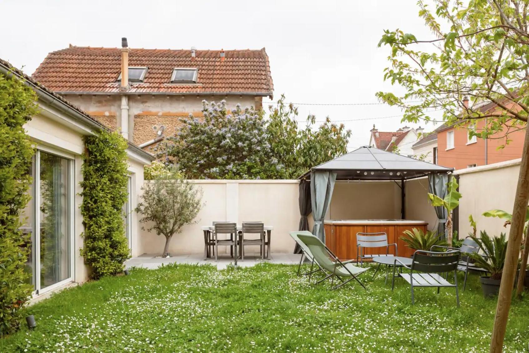 Studio indépendant avec Jacuzzi