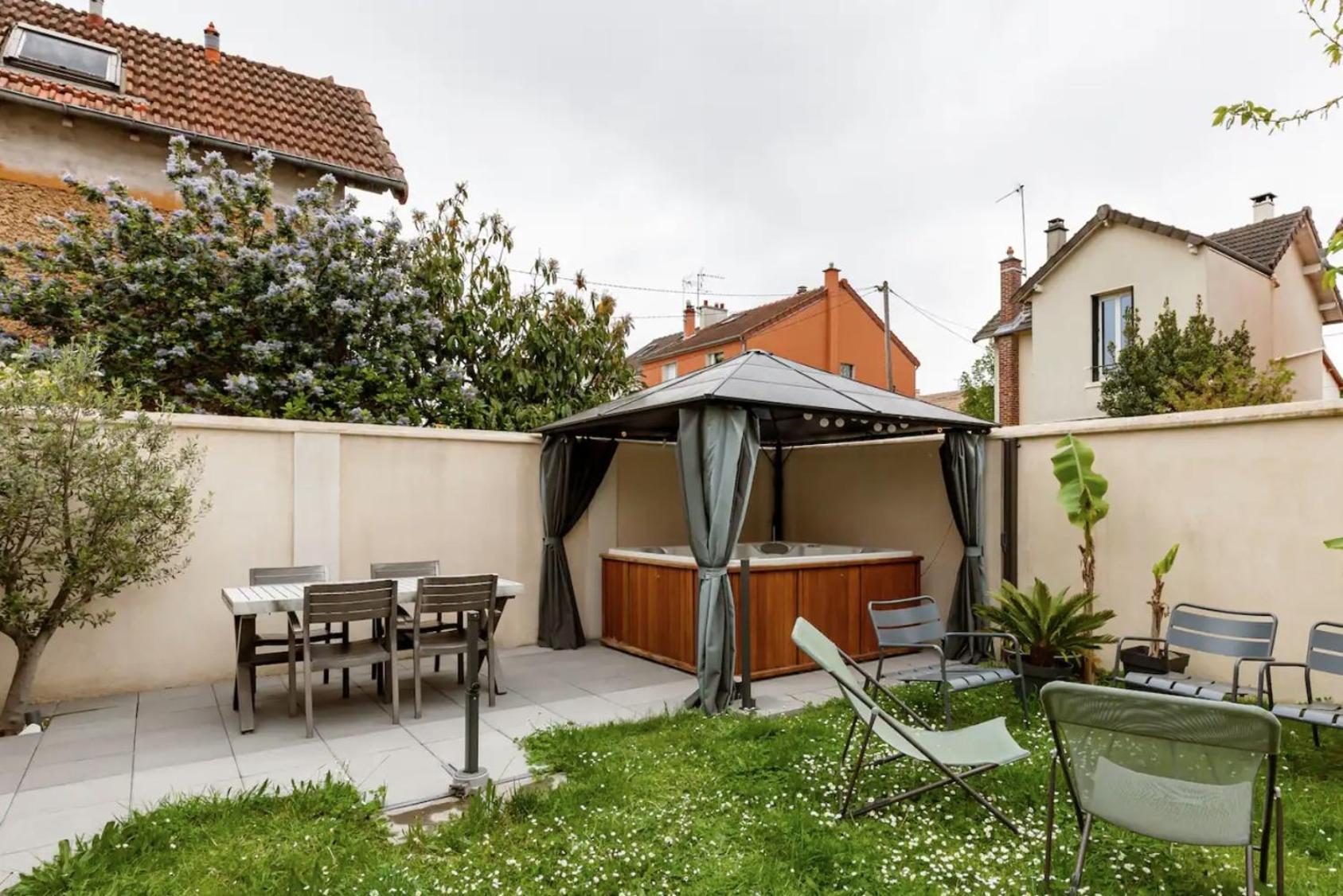 Studio indépendant avec Jacuzzi