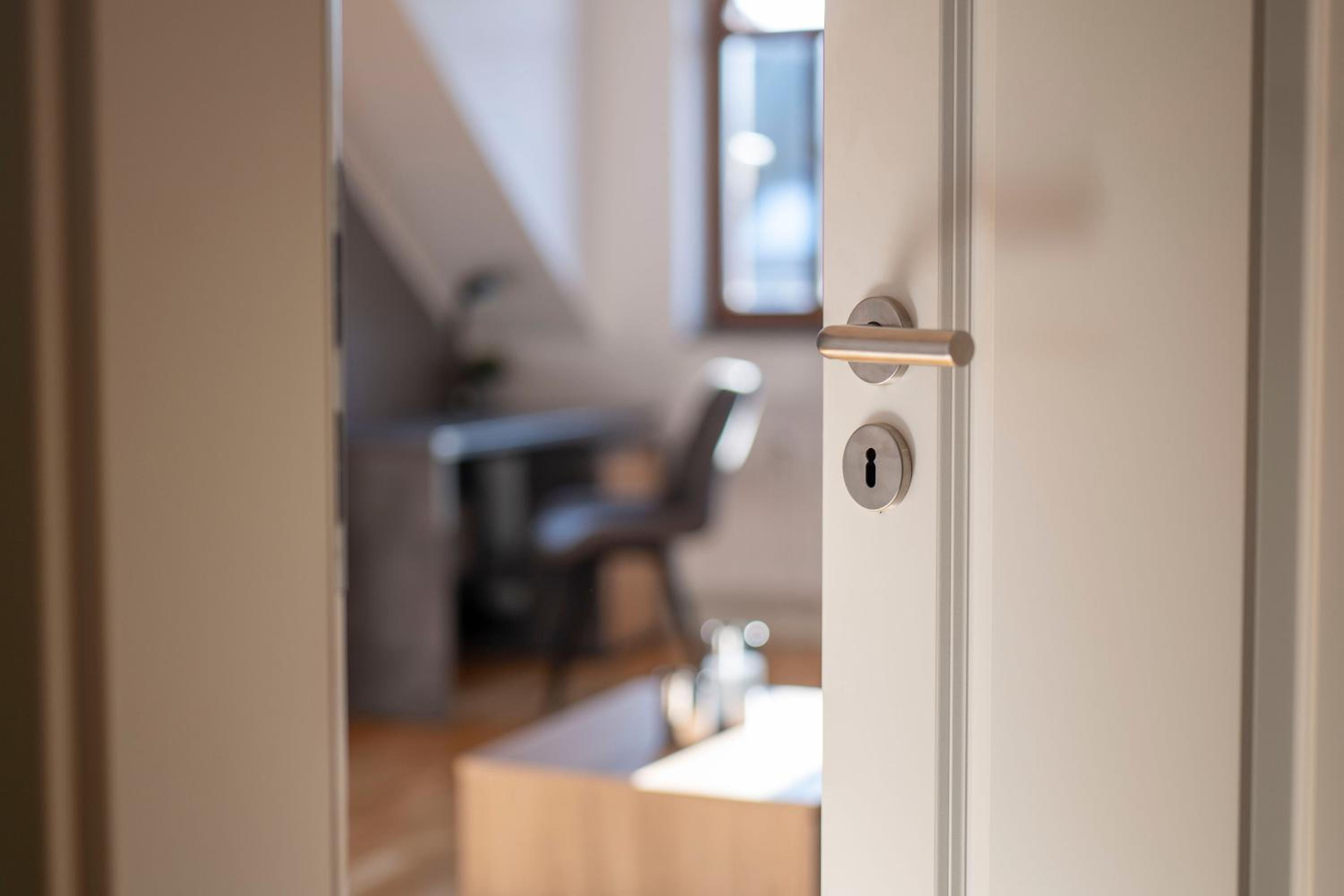 Apartment in Schloßchemnitz l Aufzug l W-Lan l Badewanne