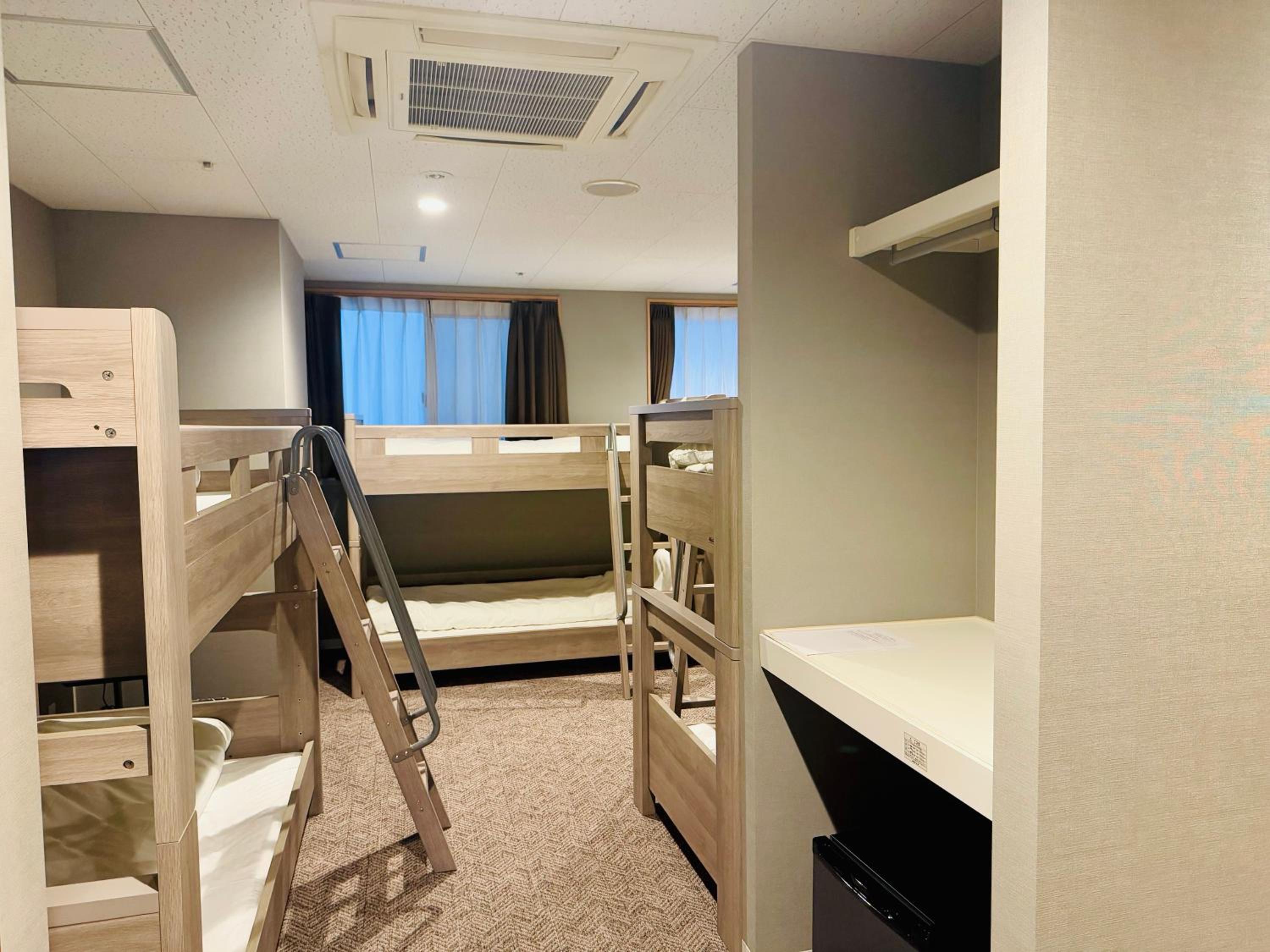 BANDE Hotel in Namba