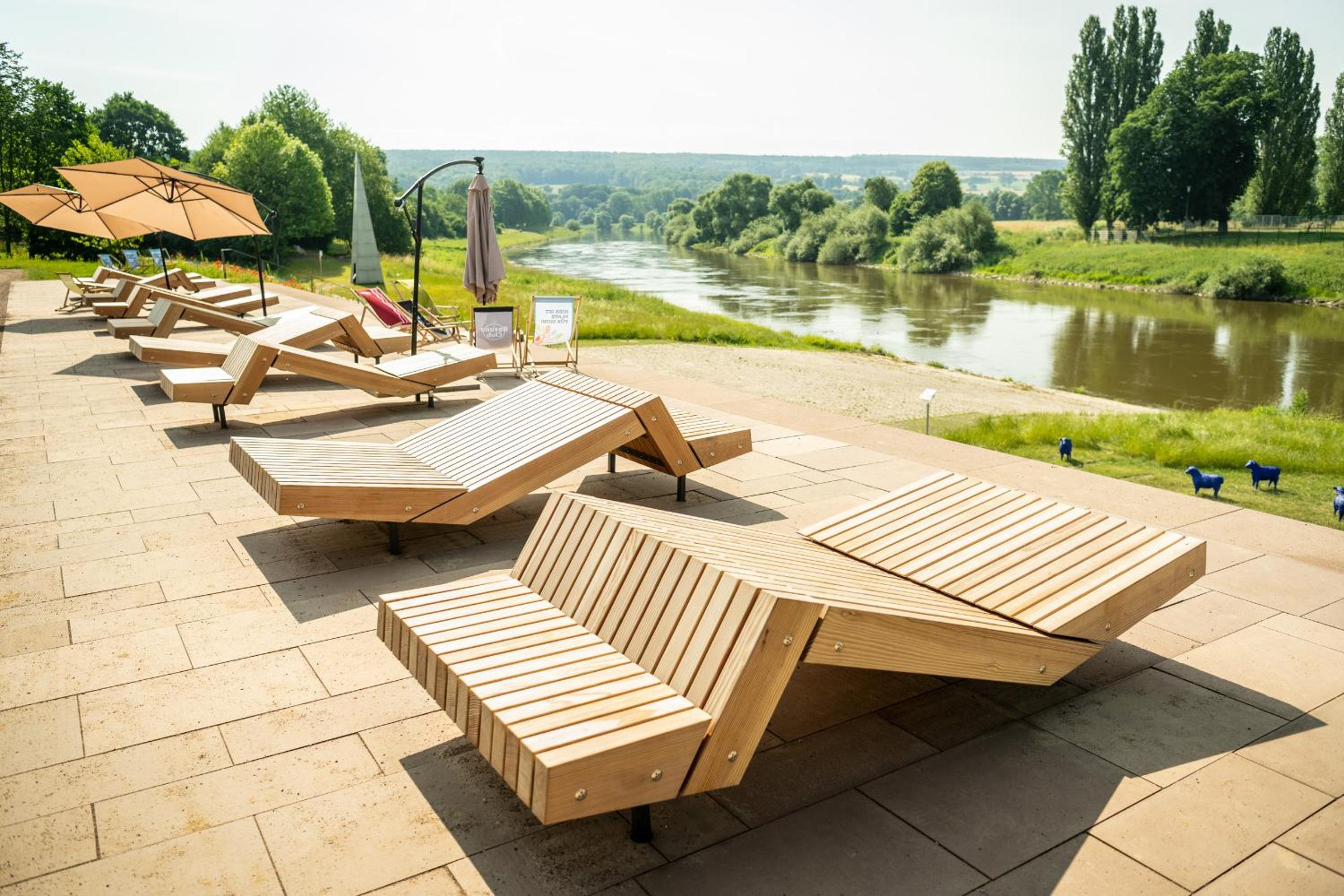 Ferienapartment MW 2b Höxter Weserbergland an der Weser inkl Küche, Wäsche, LAN, Parkplatz, Self CheckIn