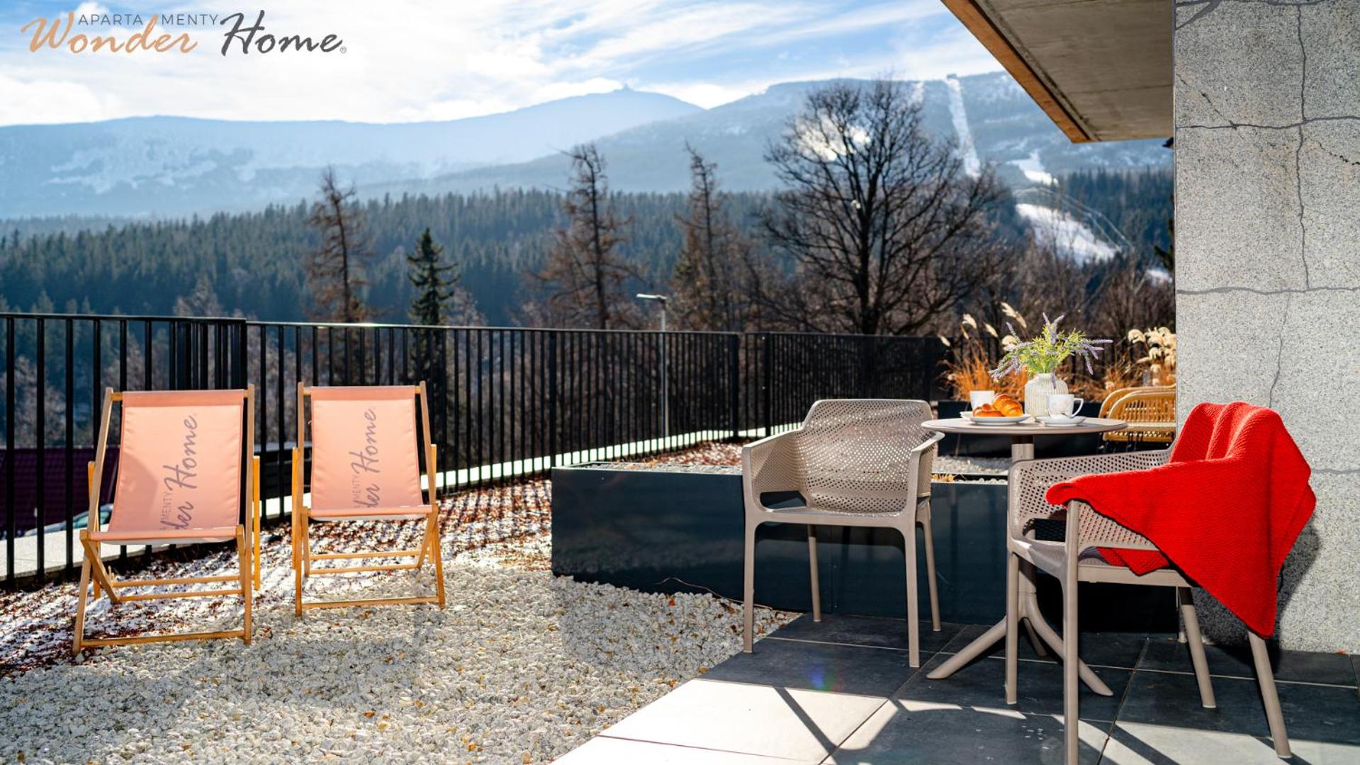 Wonder Home - Orlik Residence - Apartamenty z widokiem na Śnieżkę, blisko wyciągów, Ski Arena i Kościółka Wang