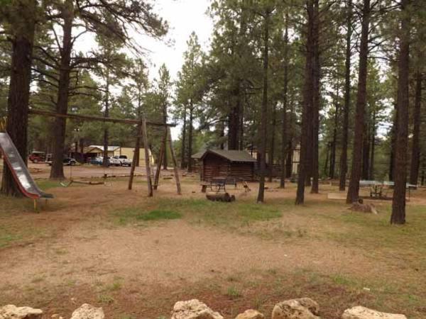 Arizona Mountain Inn & Cabins