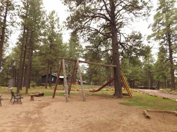 Arizona Mountain Inn & Cabins