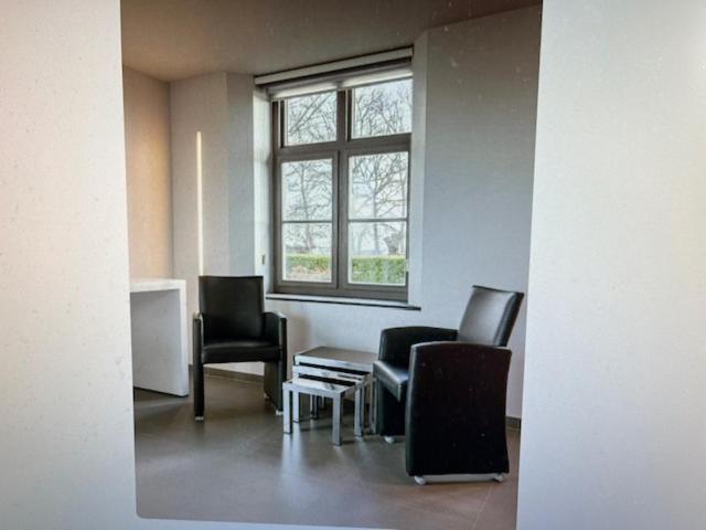 SCHRAVENHOEk met indoorzwembad en sauna