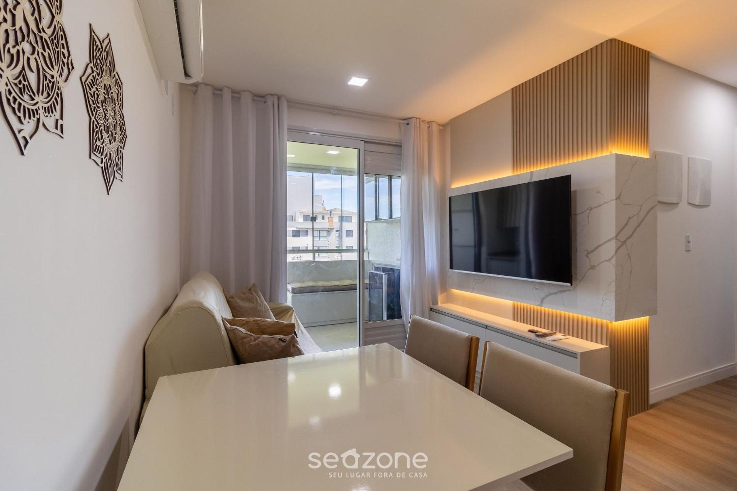 Comfort and pool near the beach - RHL0302