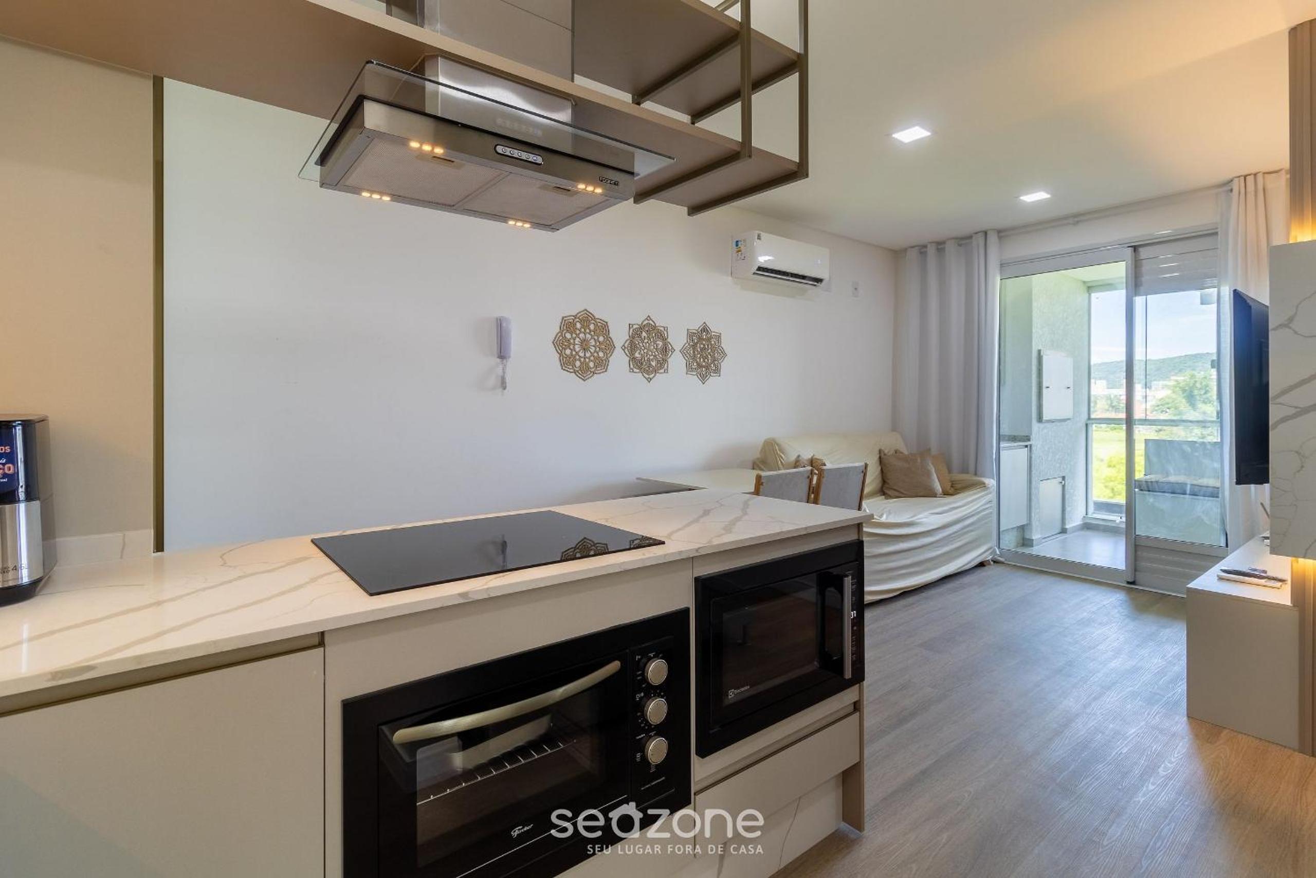 Comfort and pool near the beach - RHL0302