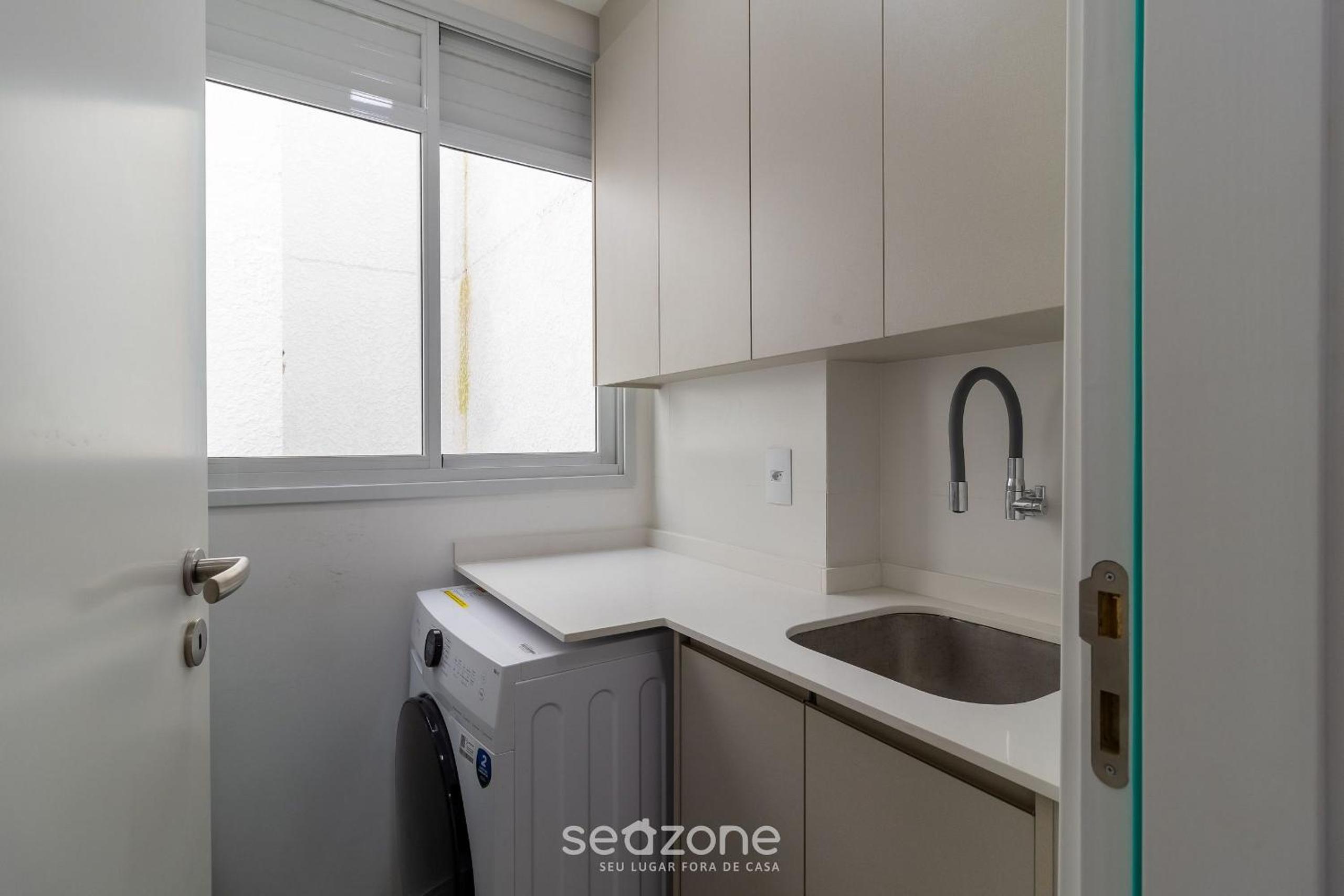 Comfort and pool near the beach - RHL0302