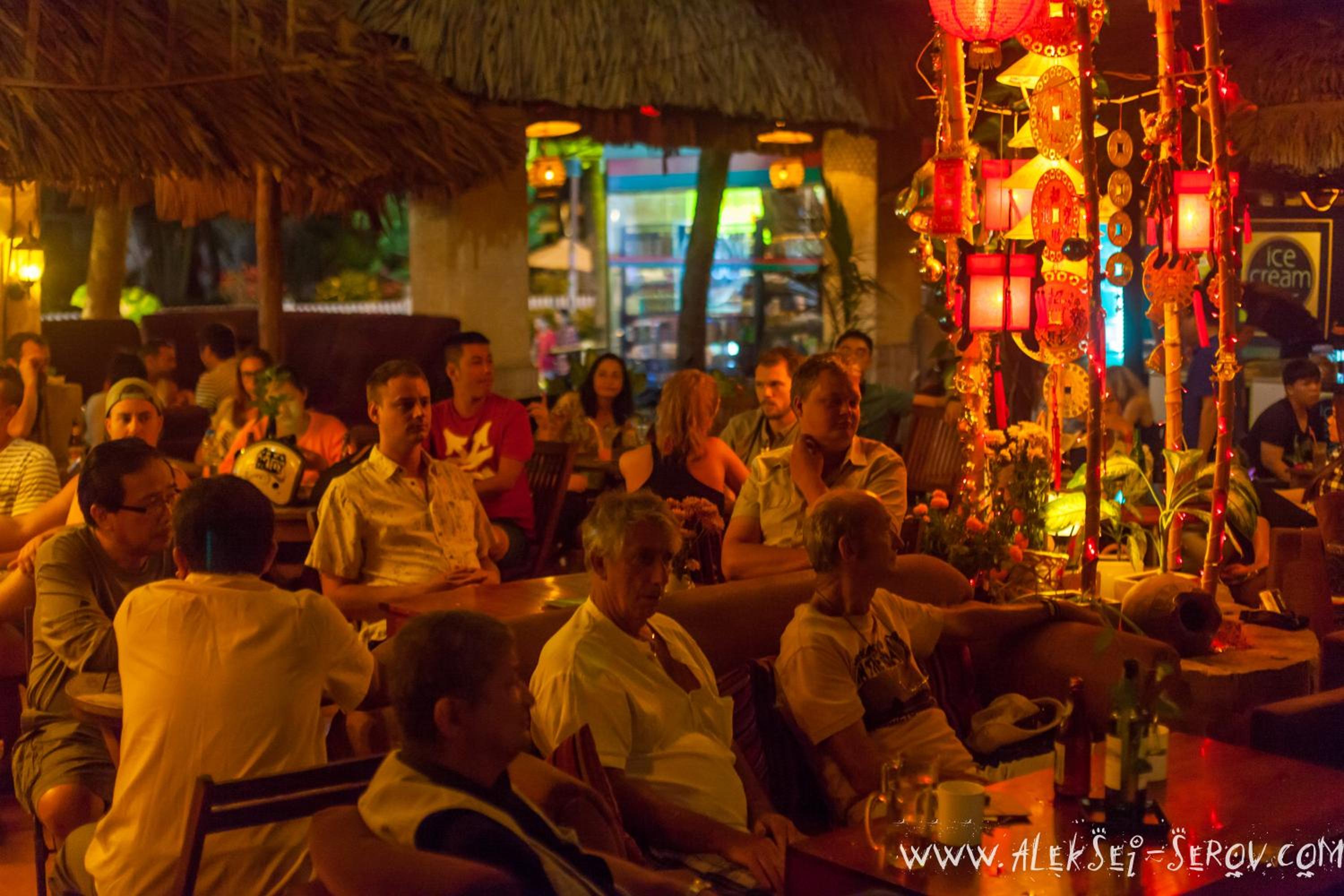 Joe's Cafe & Garden Resort