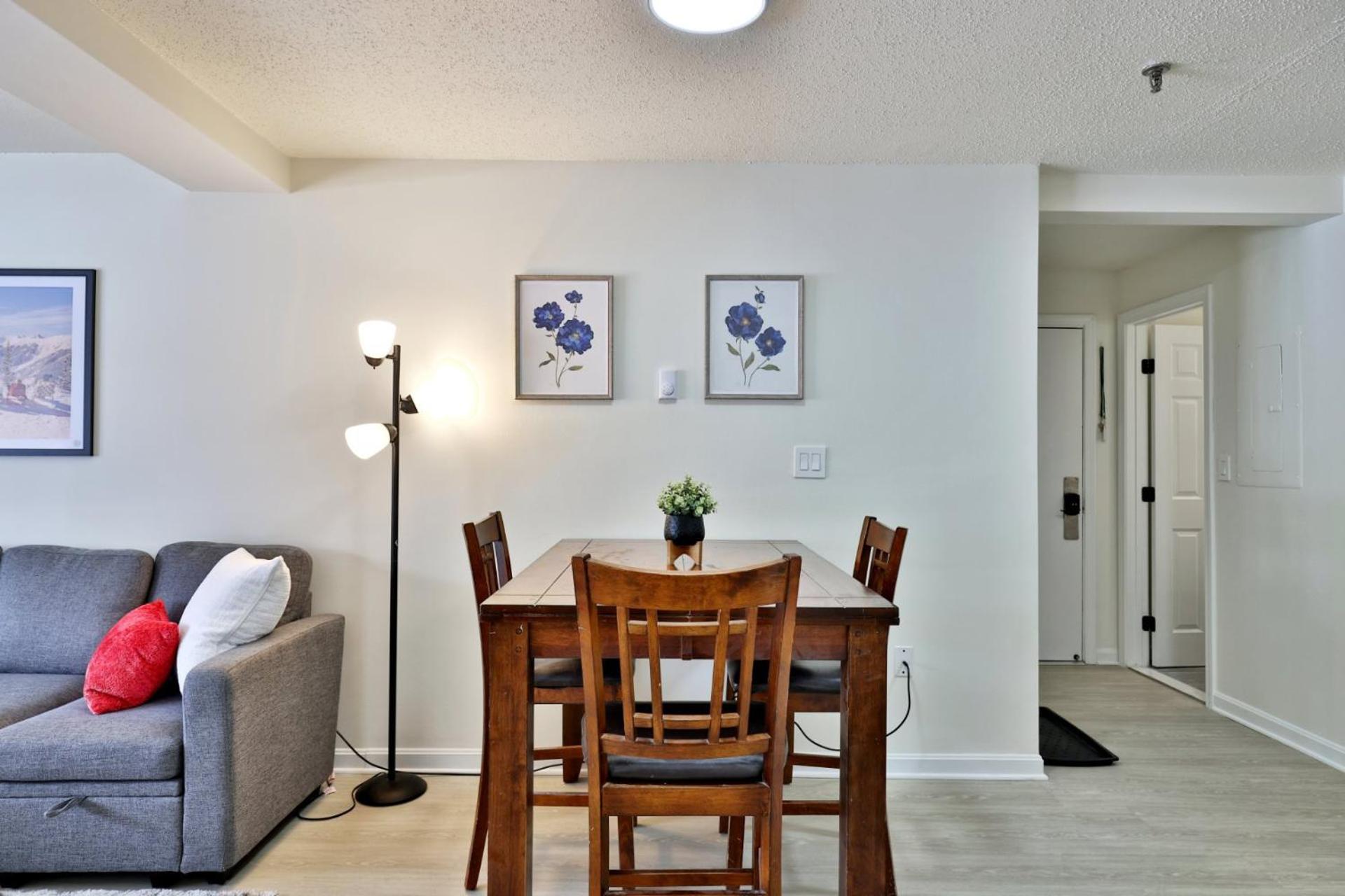 Mountain Green Resort - 2BR, 2BA Renovated Condo, Pool, Hot Tub, Shuttle, Gym, Restaurant