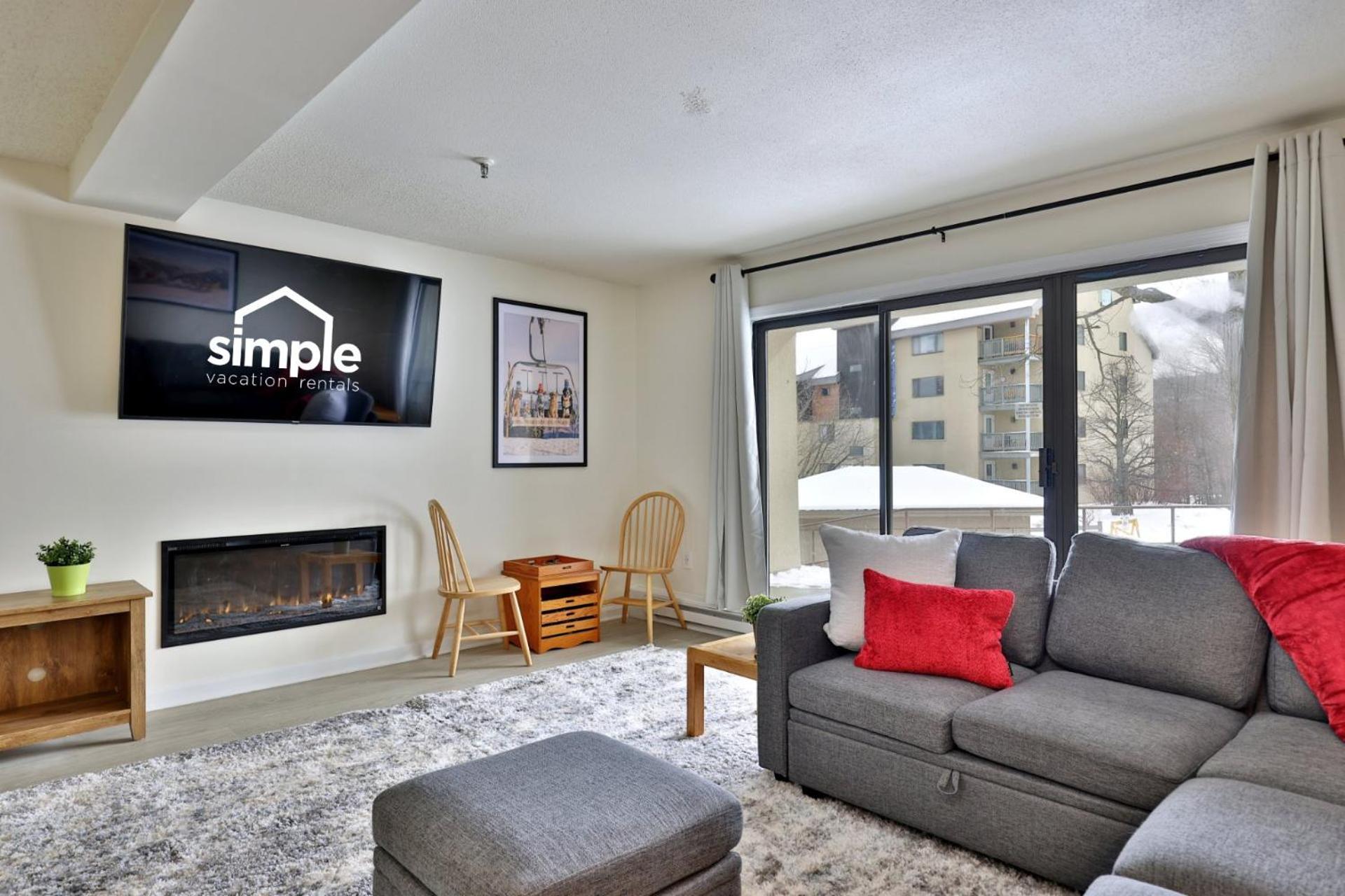 Mountain Green Resort - 2BR, 2BA Renovated Condo, Pool, Hot Tub, Shuttle, Gym, Restaurant