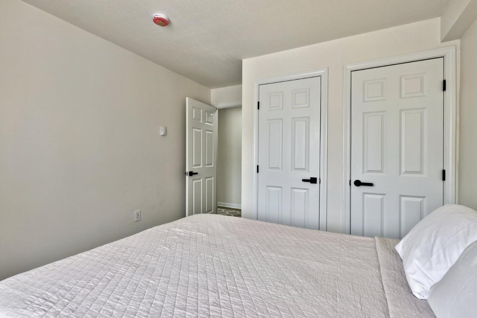 Mountain Green Resort - 2BR, 2BA Renovated Condo, Pool, Hot Tub, Shuttle, Gym, Restaurant