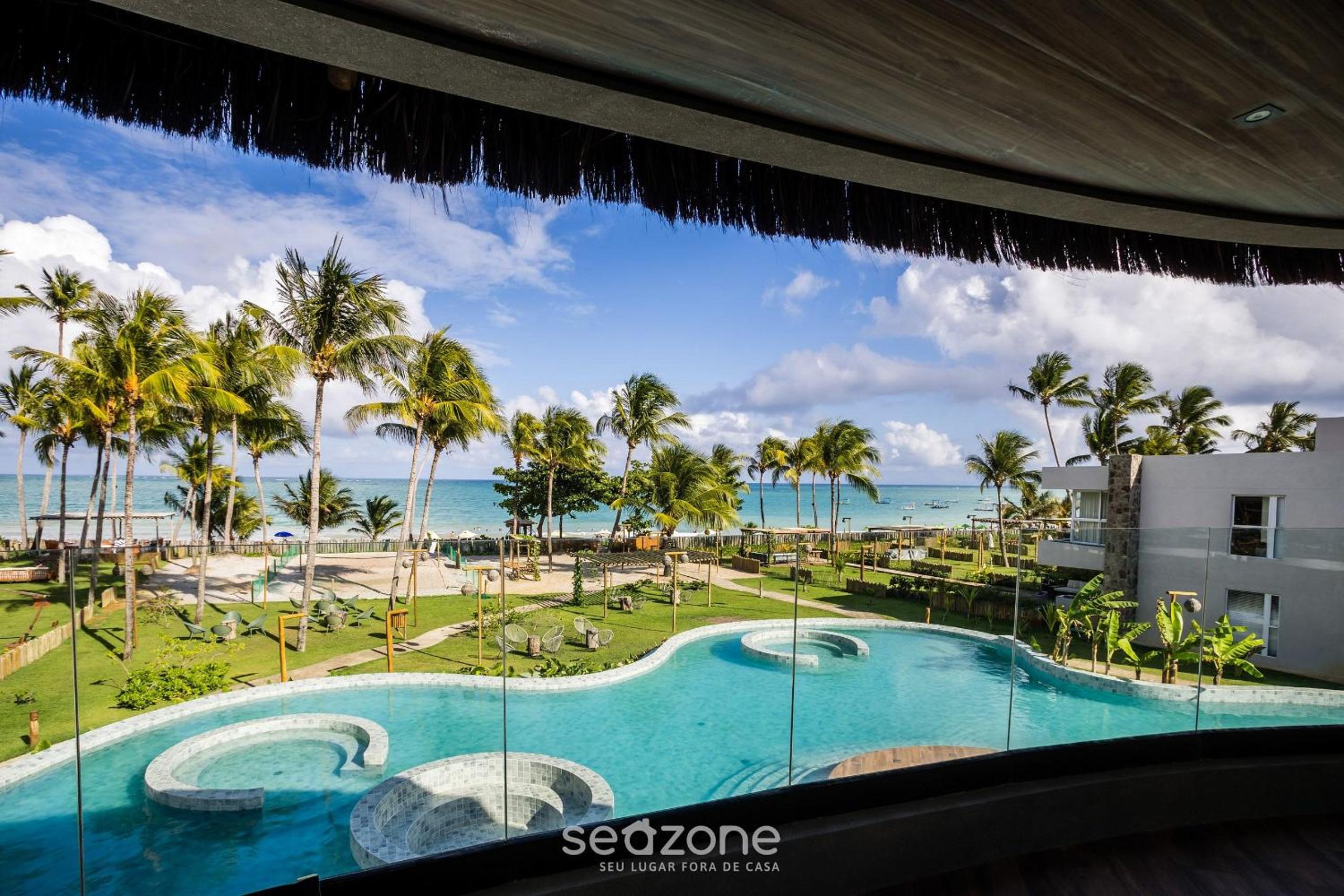NLU - Full-featured condominium at Marceneiro Beach