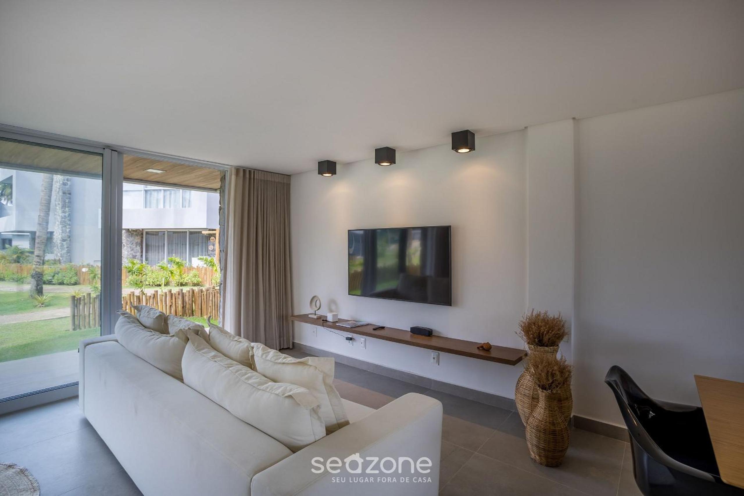 NLU - Full-featured condominium at Marceneiro Beach