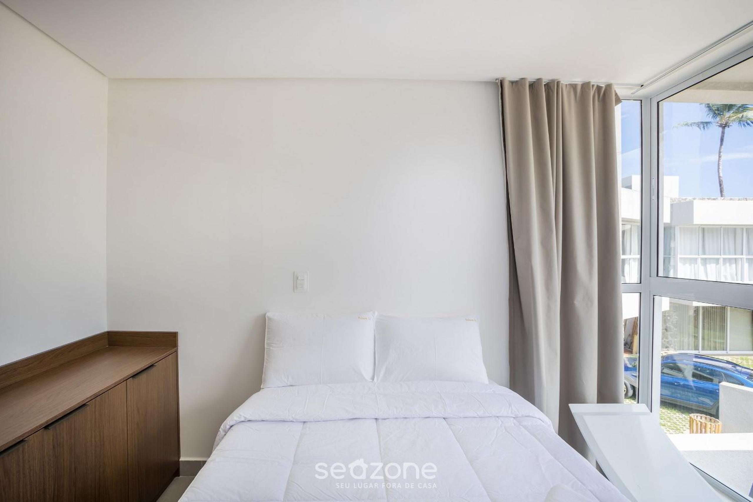 NLU - Full-featured condominium at Marceneiro Beach